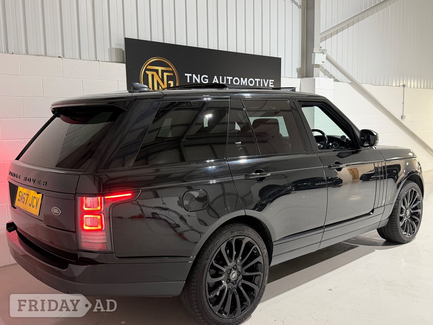Land Rover Range Rover 2017 - Cars