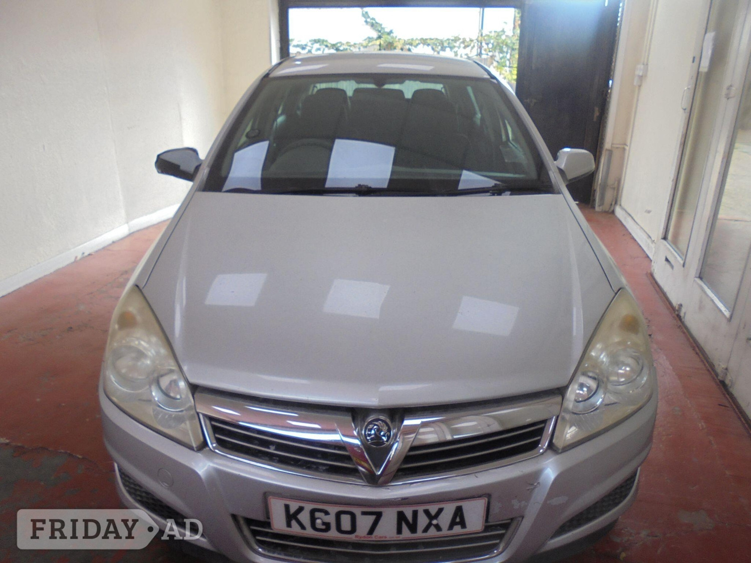[ berth ]Vauxhall Astra