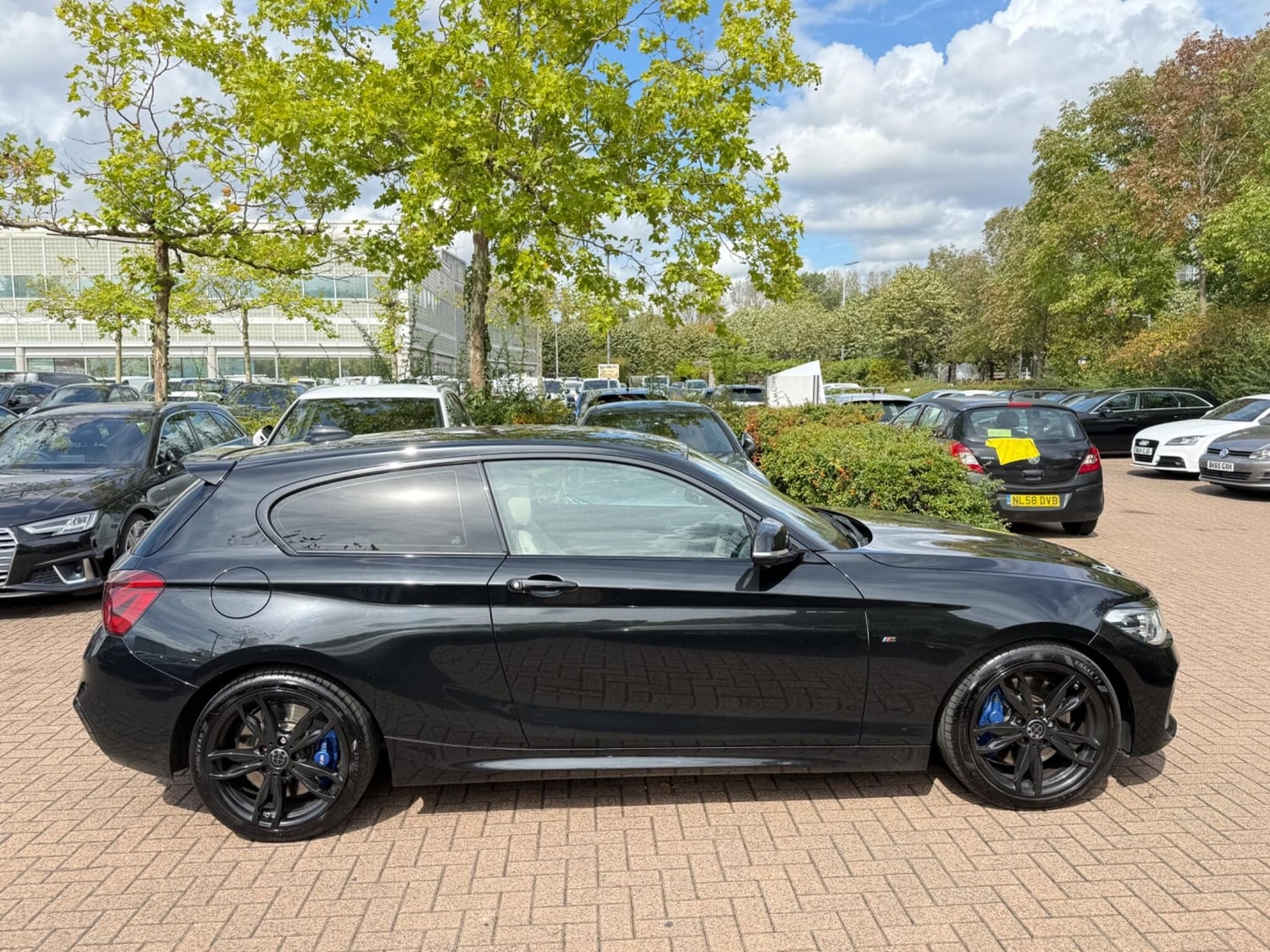 BMW 1 Series 2016 - Cars in Uxbridge