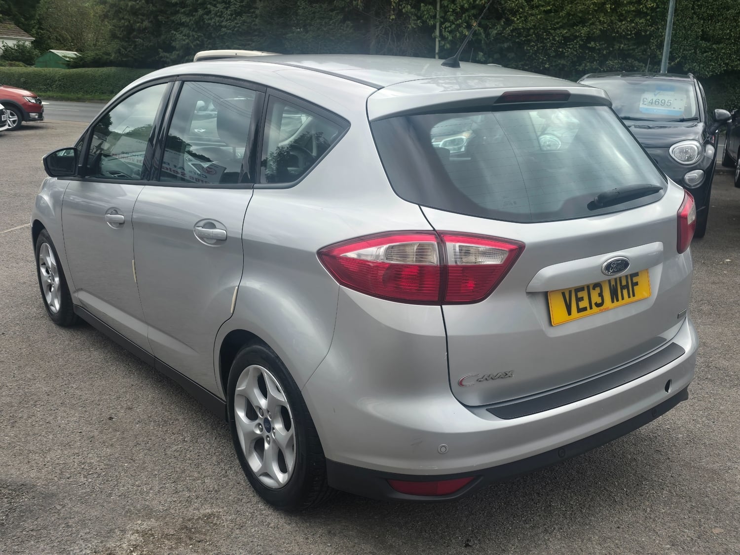 [ berth ]Ford C-MAX