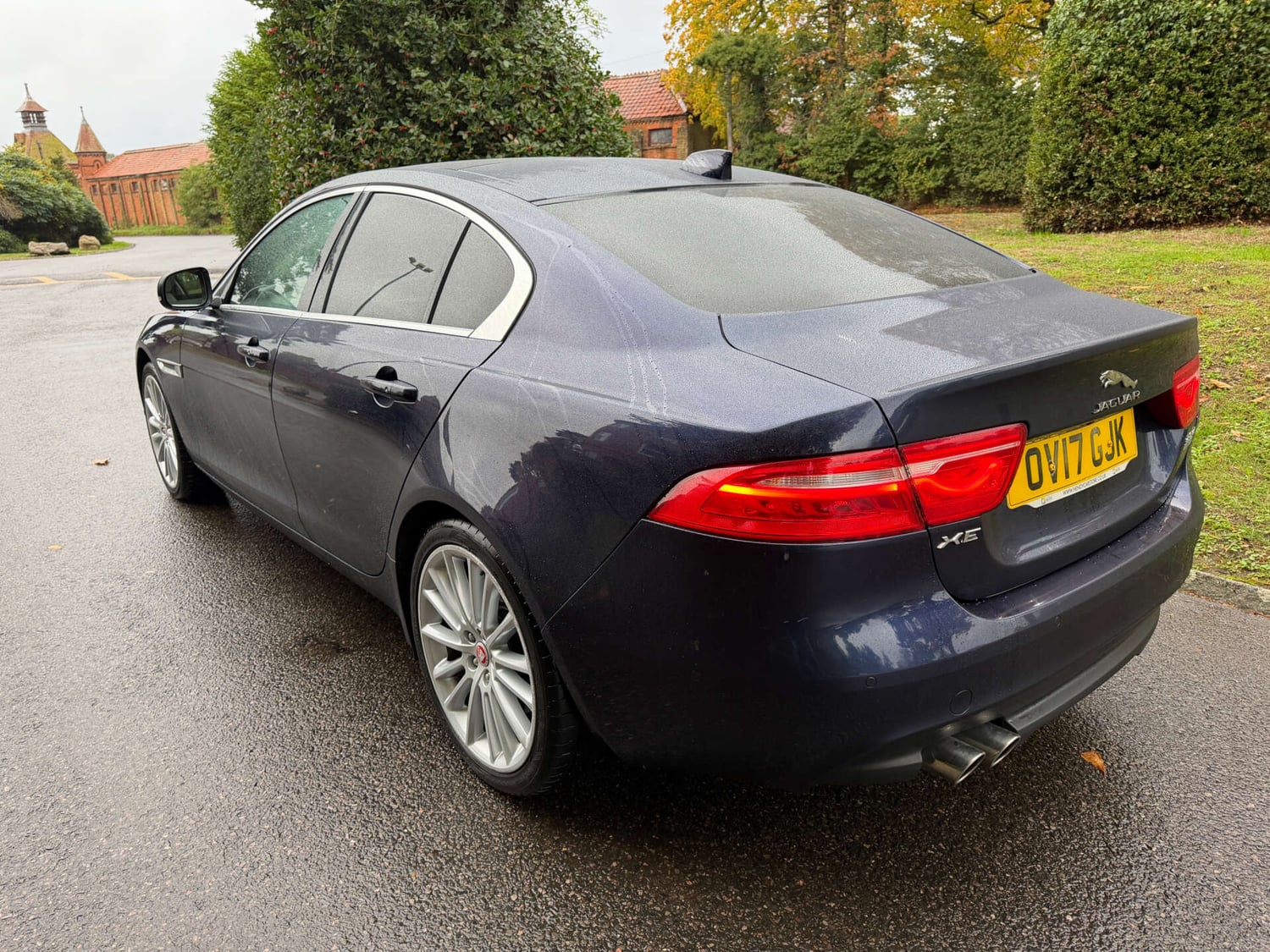 Jaguar XE 2017 - Cars