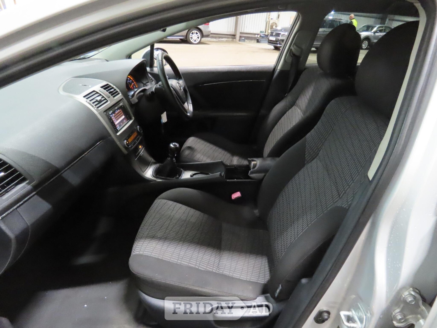 Toyota Avensis 2012 - Cars in Birmingham