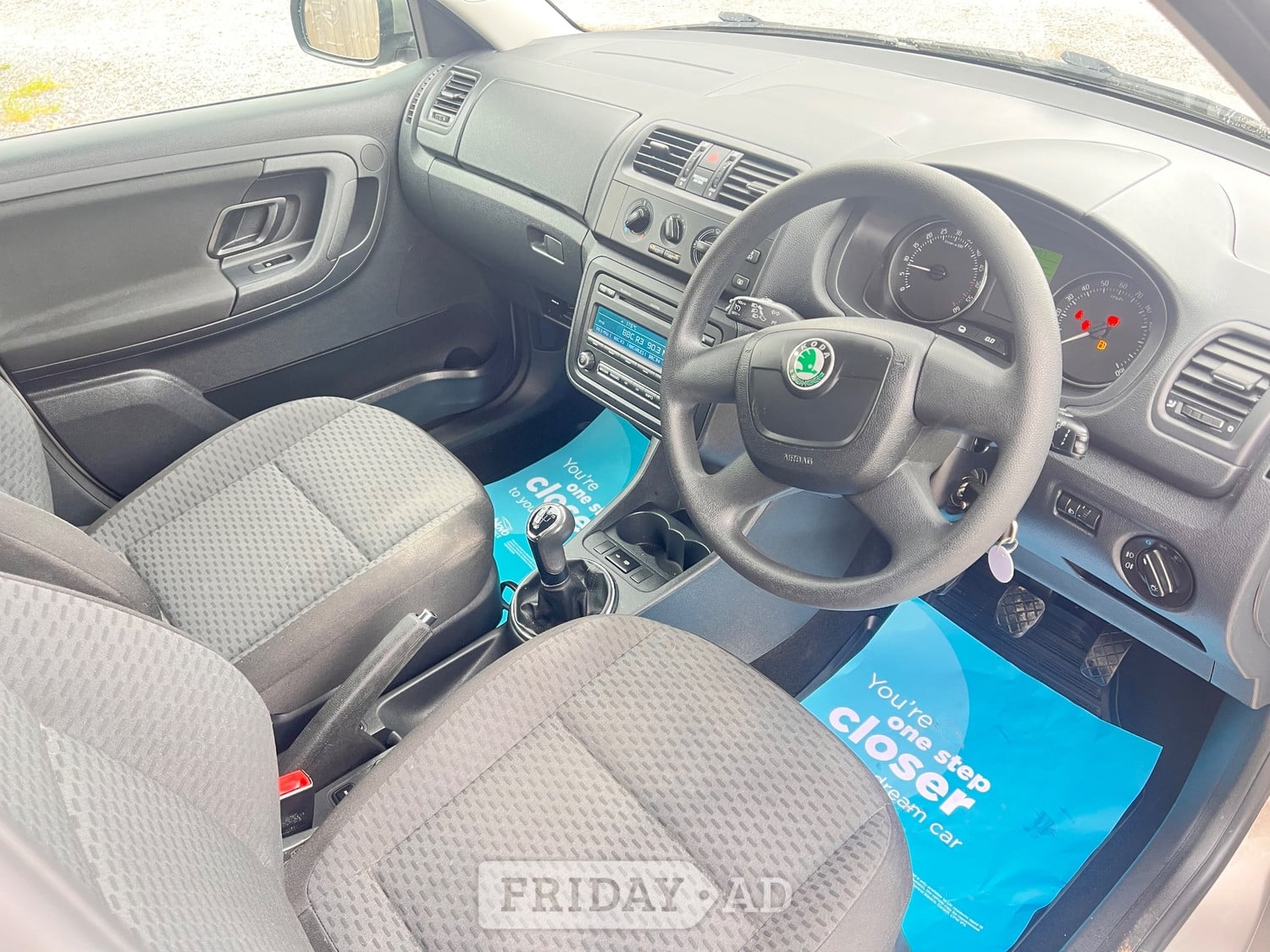 Skoda Fabia 2011 - Cars