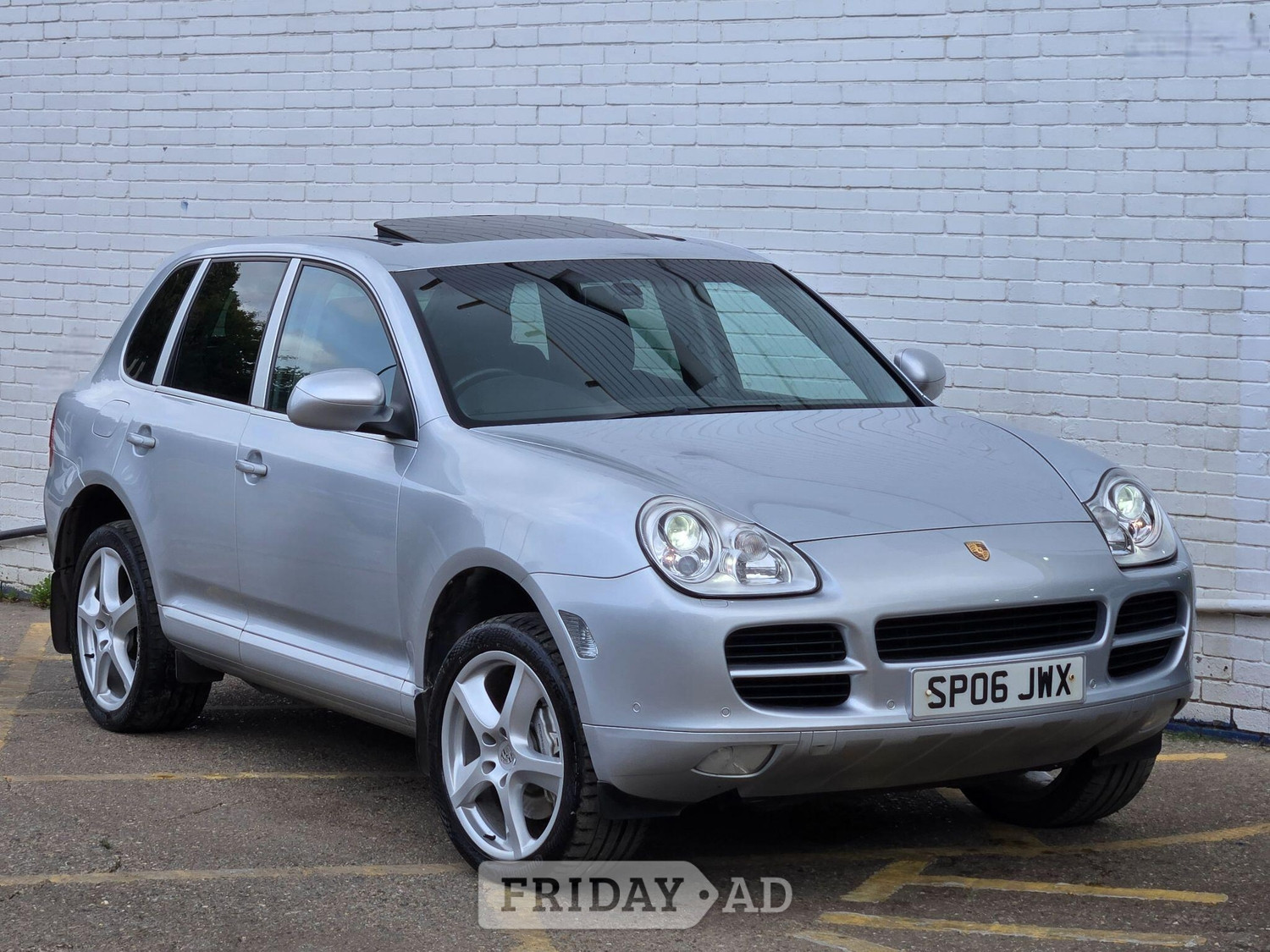 Porsche Cayenne 2006 in Ashford