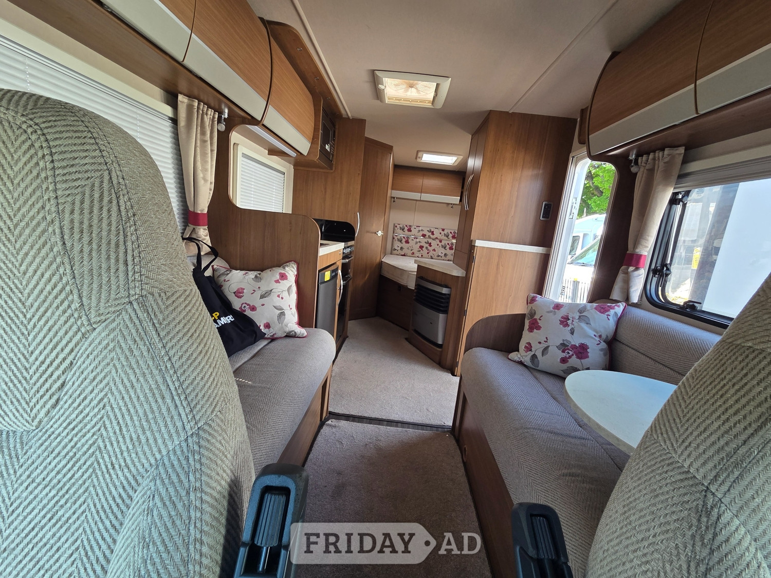 [ berth ]Auto-Trail Imala 715