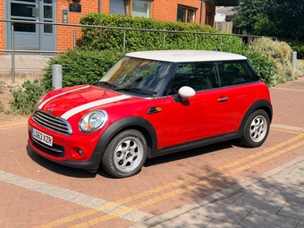 Mini Hatch 2013