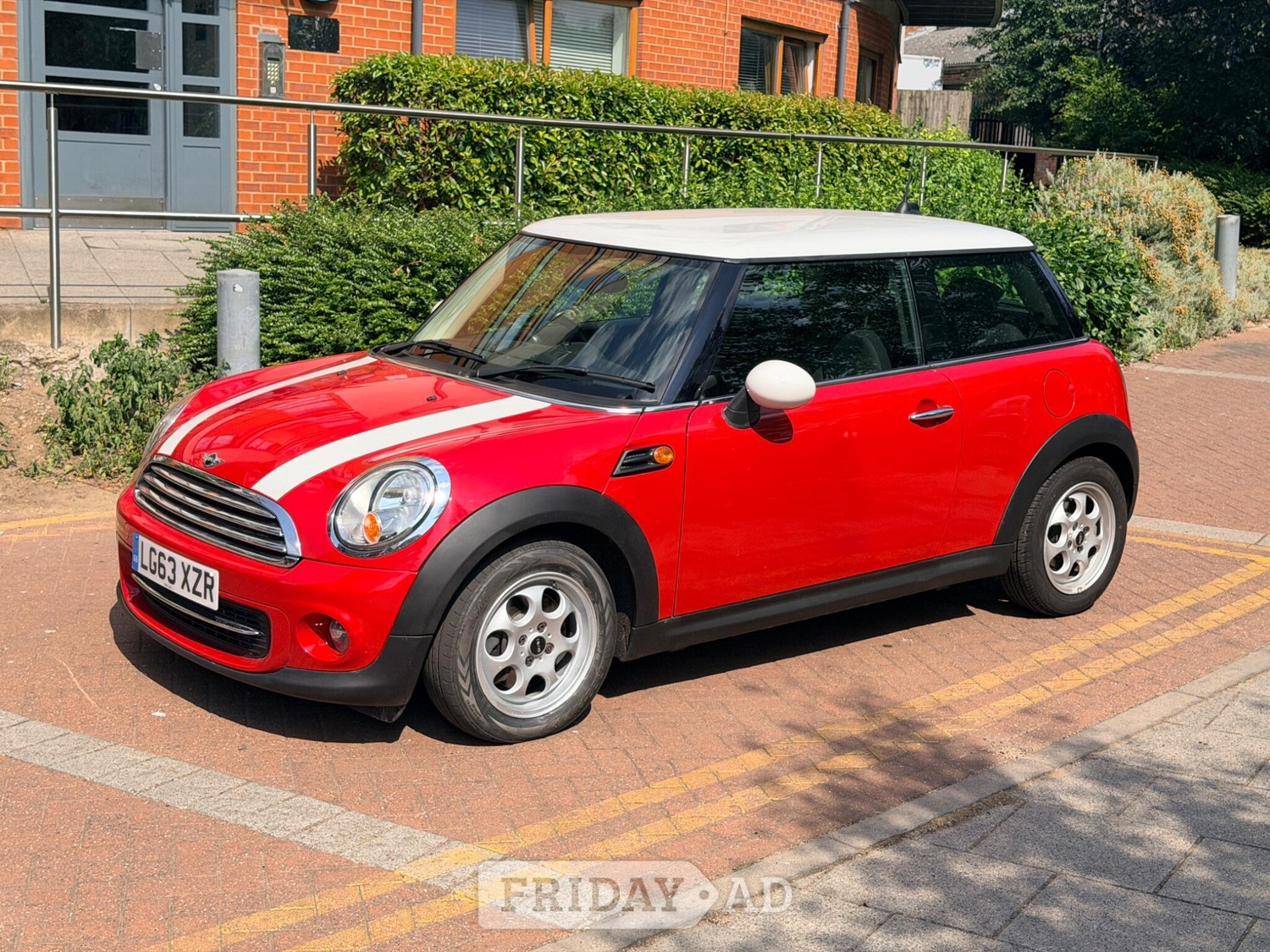 Mini Hatch 2013 in Wembley