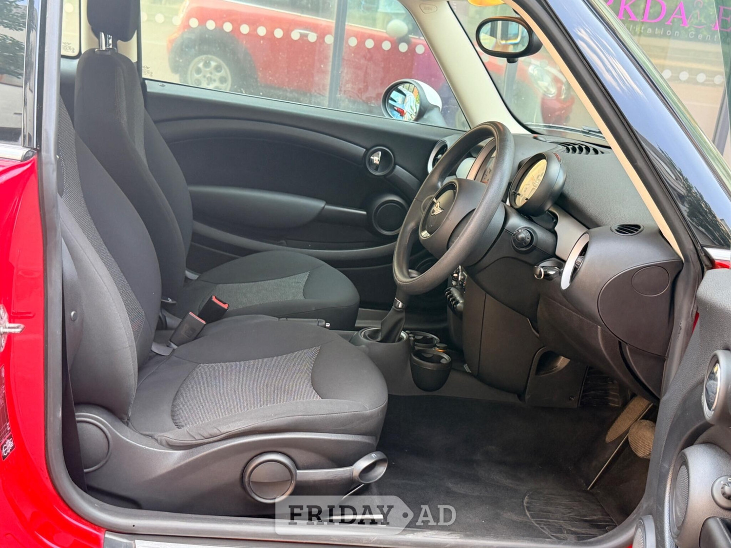 [ berth ]Mini Hatch