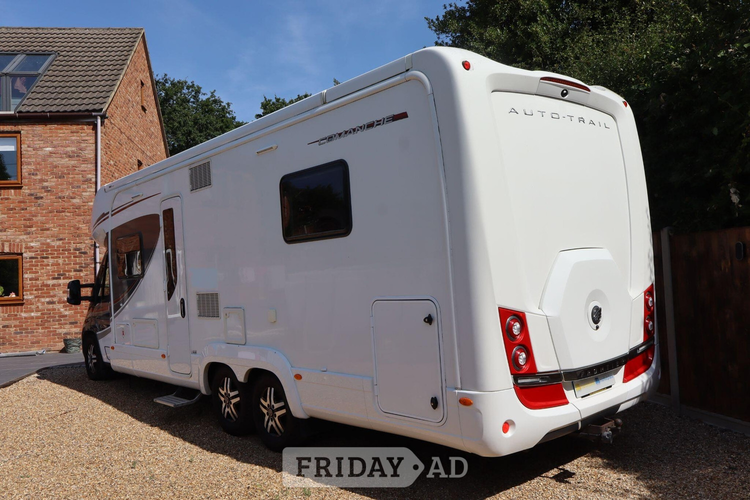 [6 berth ]Auto-Trail Frontier Comanche