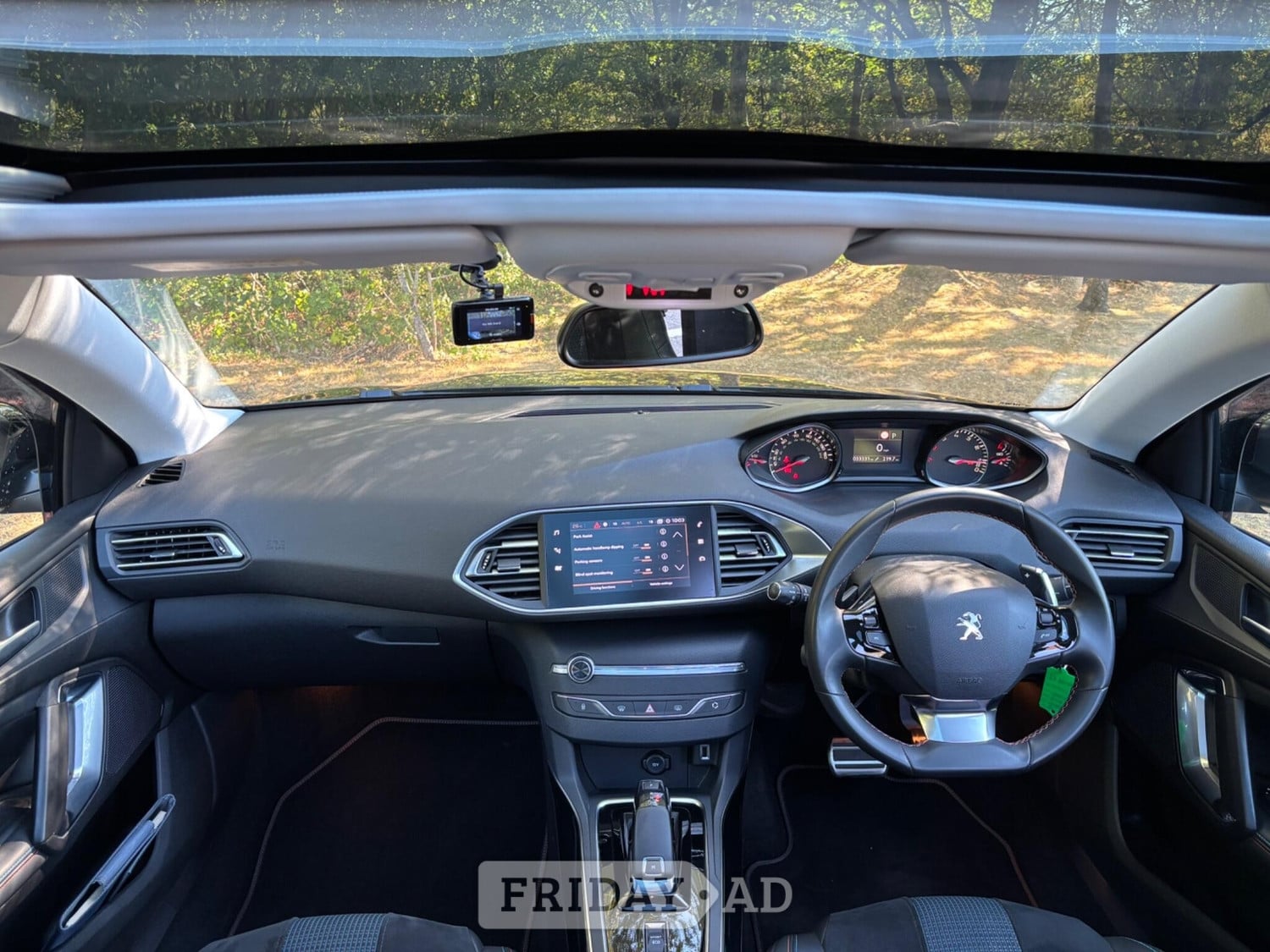 [ berth ]Peugeot 308 SW