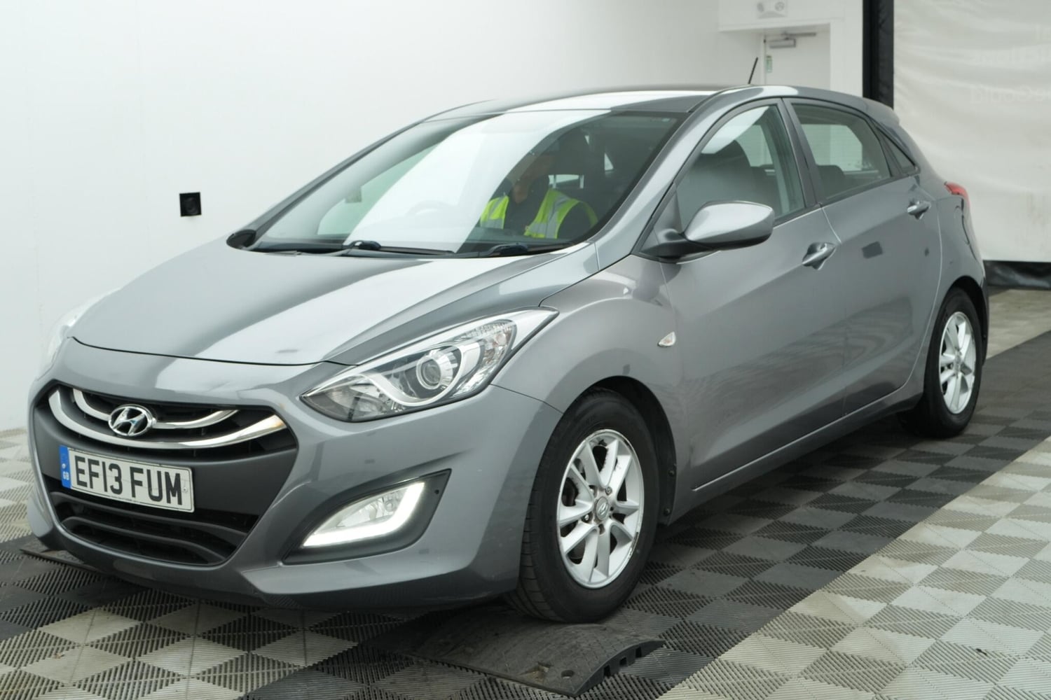 [ berth ]Hyundai i30