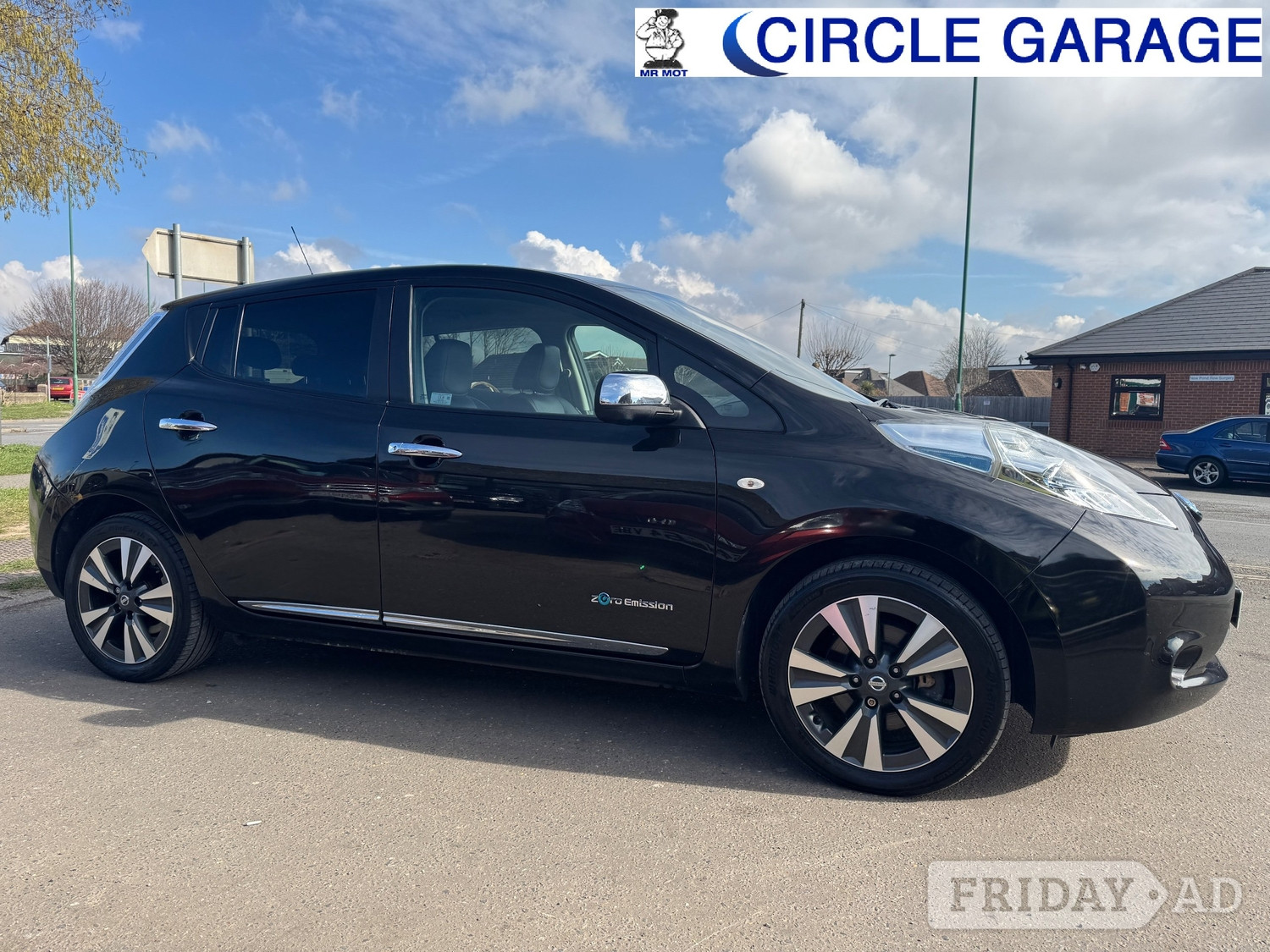 Nissan LEAF 2017 - Cars in Lancing