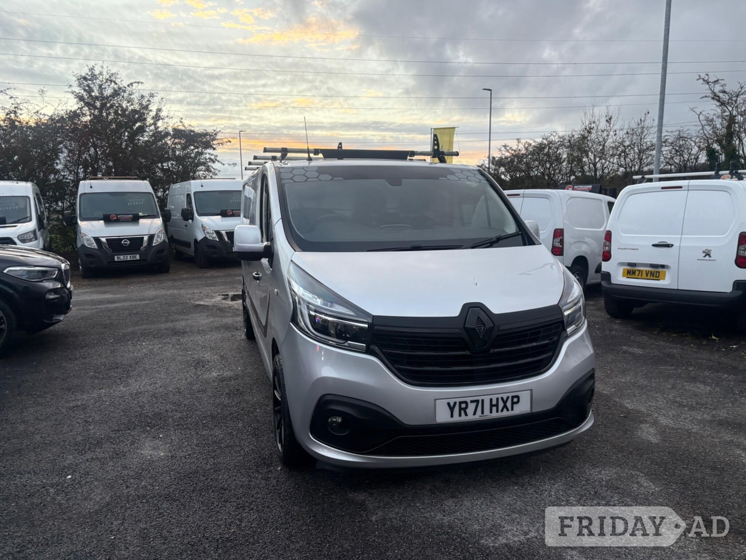 [ berth ]Renault Trafic
