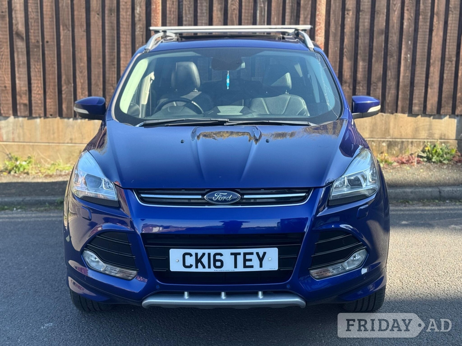 [ berth ]Ford Kuga