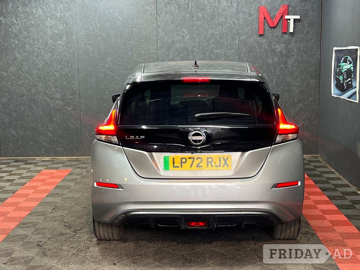 Nissan LEAF 2022 - Cars