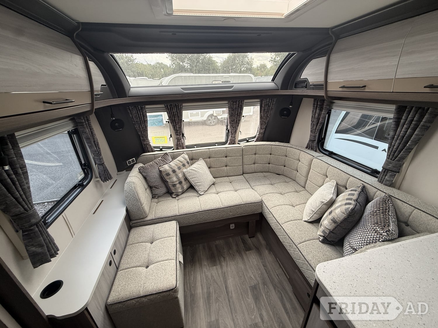 [4 berth ]Coachman Lusso II