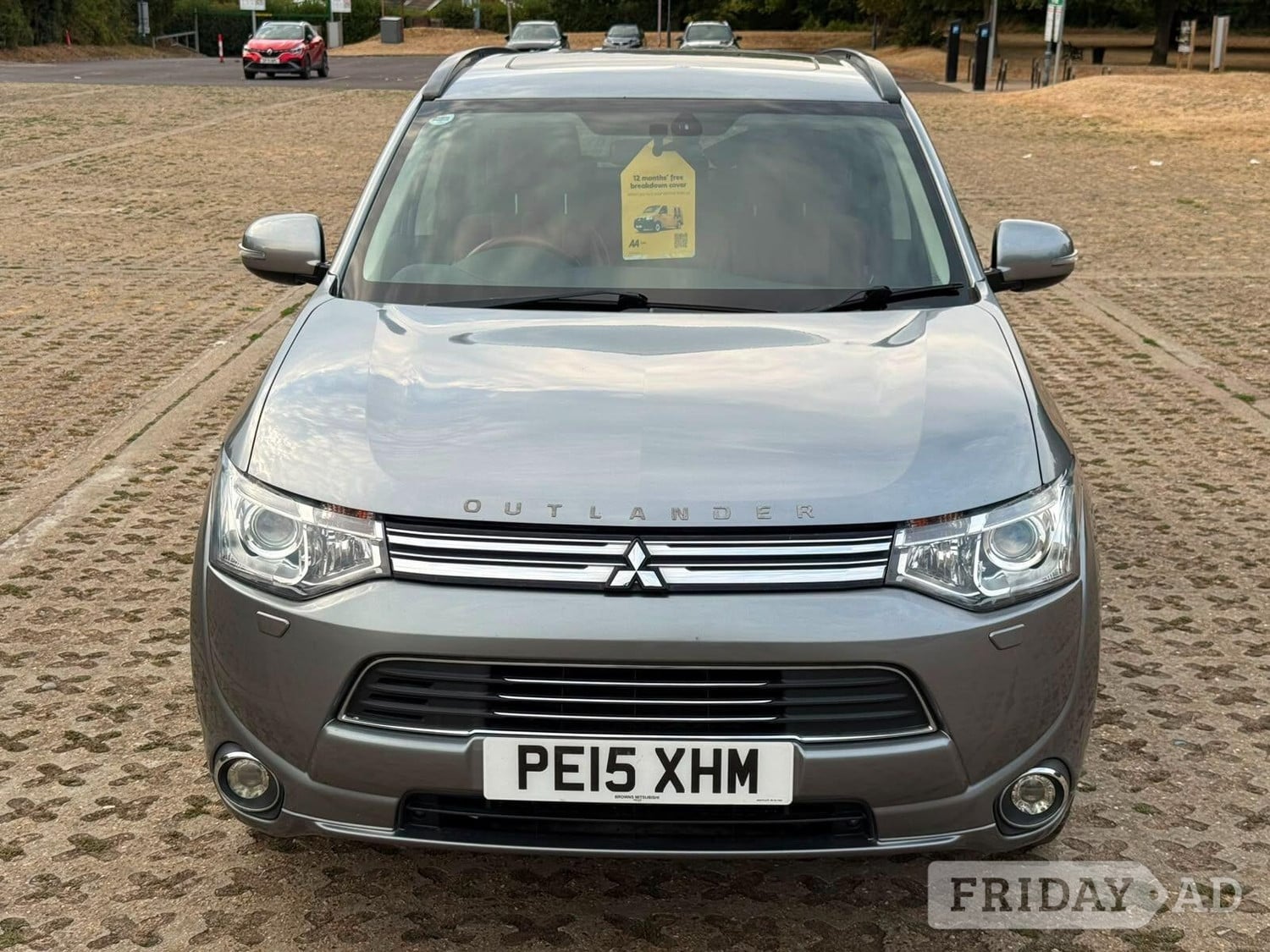 Mitsubishi Outlander 2015 - Cars in Swanley