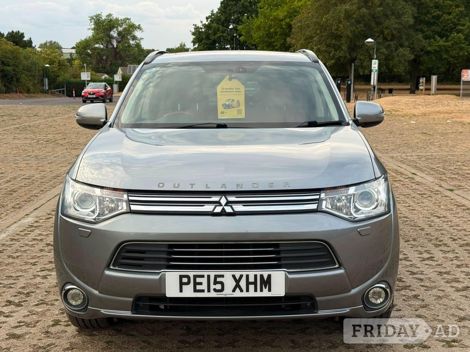 Mitsubishi Outlander 2015 - Cars