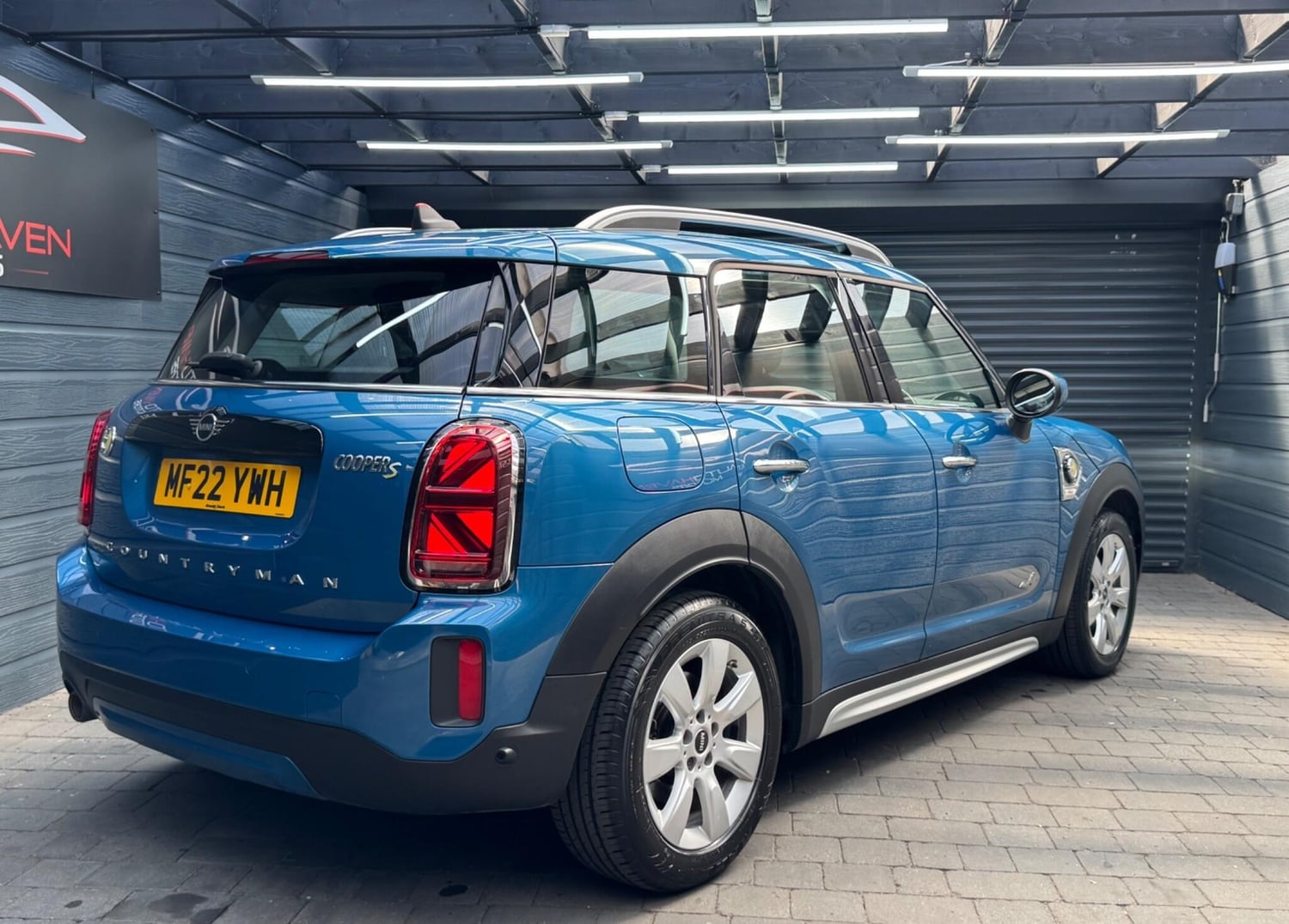 Mini Countryman 2022 - Cars