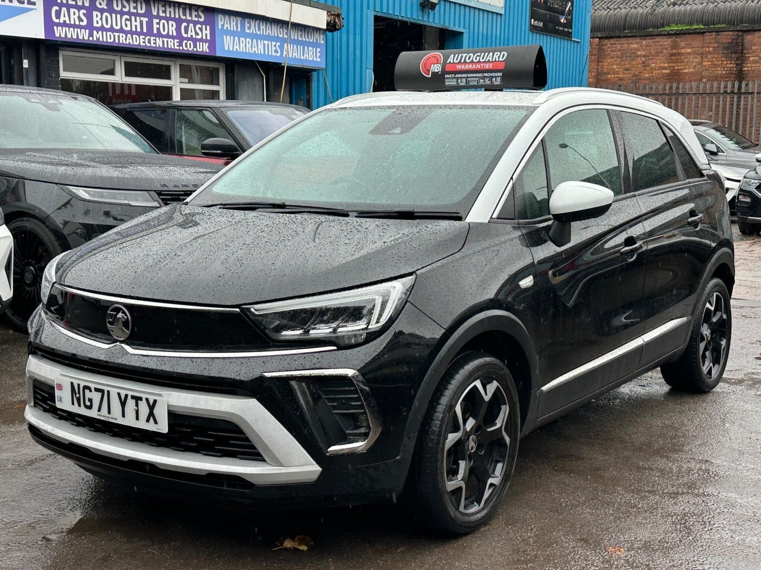 [ berth ]Vauxhall Crossland
