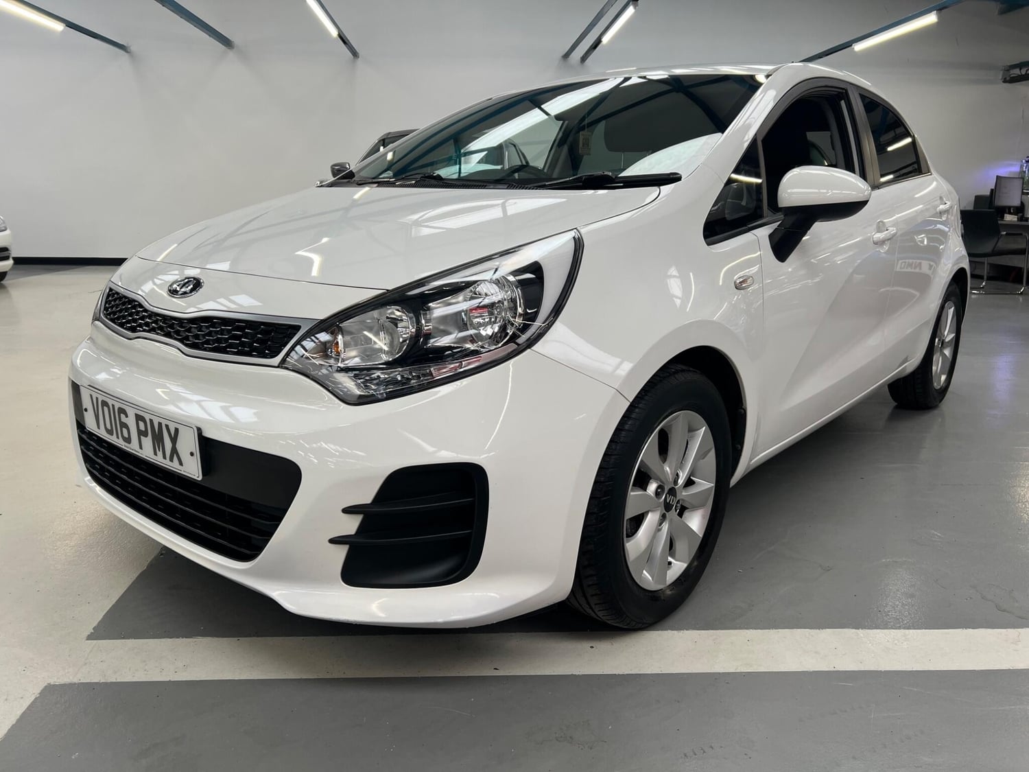 [ berth ]Kia Rio