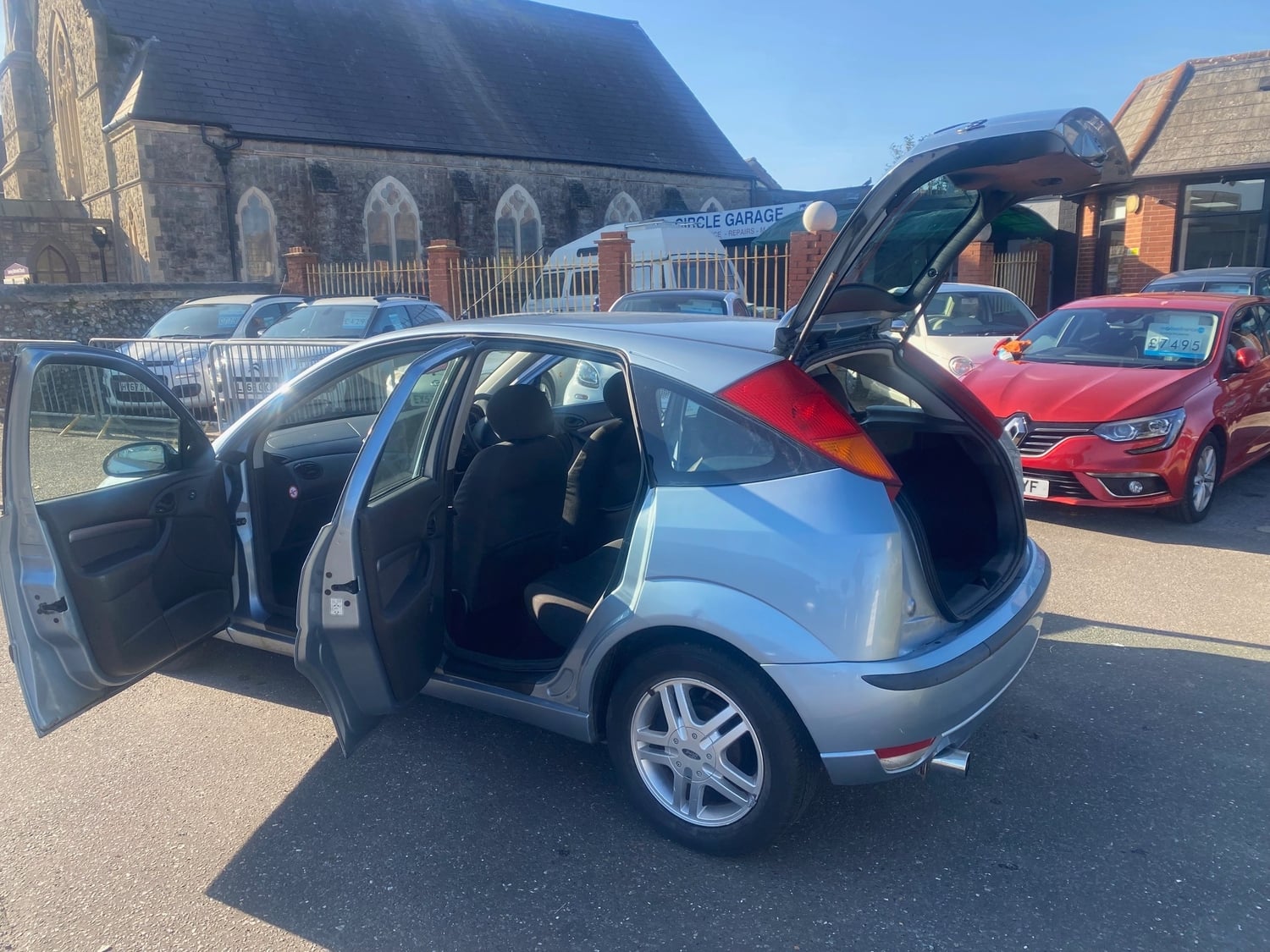 Ford Focus Lancing