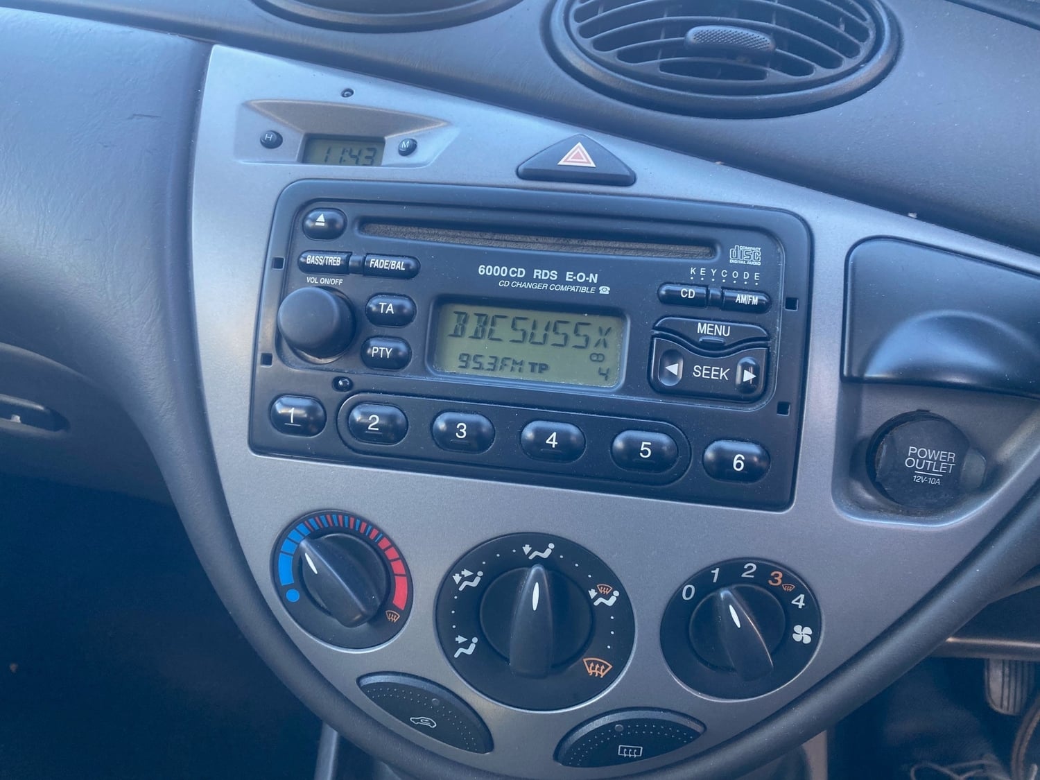 Ford Focus 2004 - Cars in Lancing