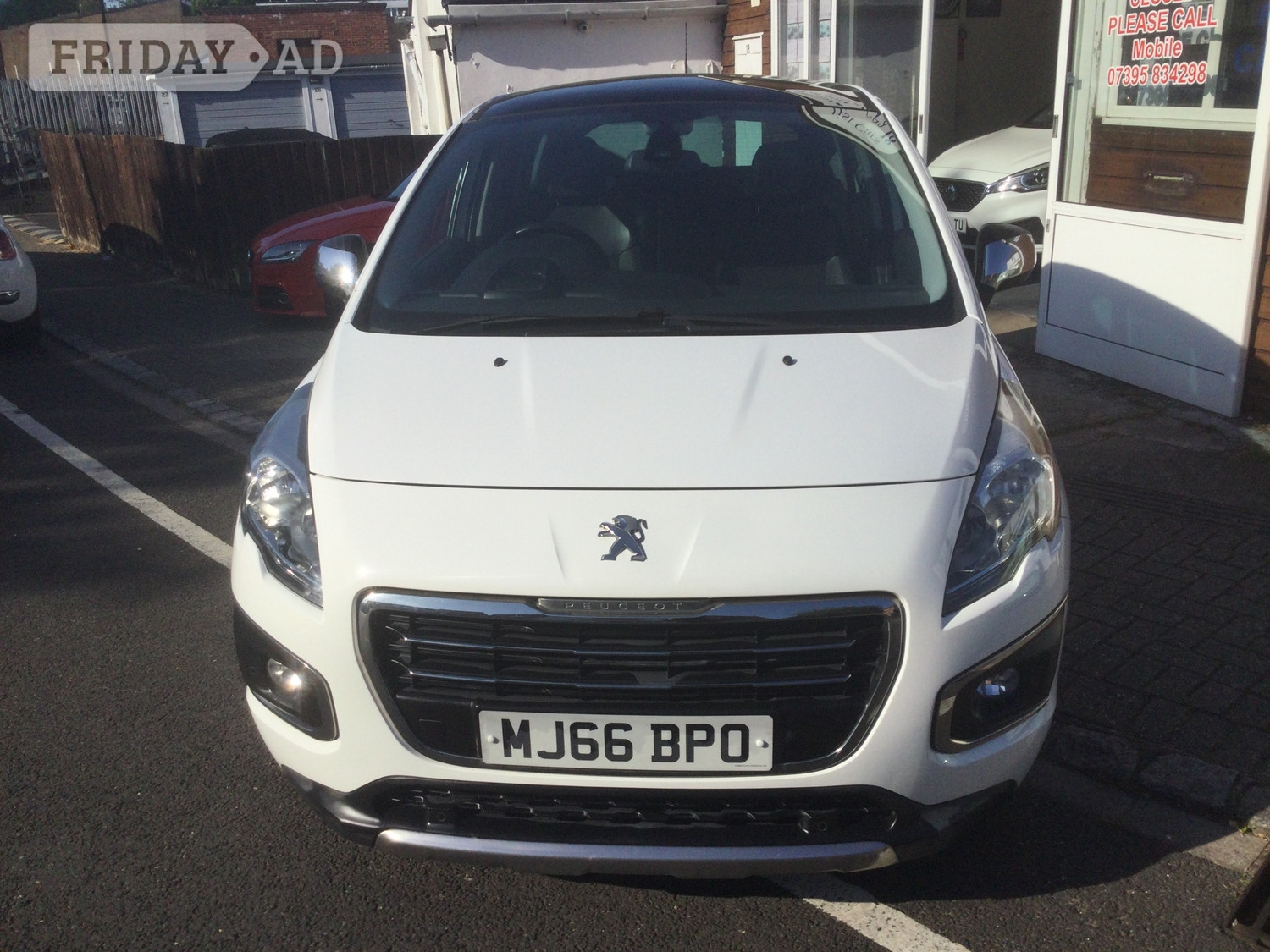 [ berth ]Peugeot 3008