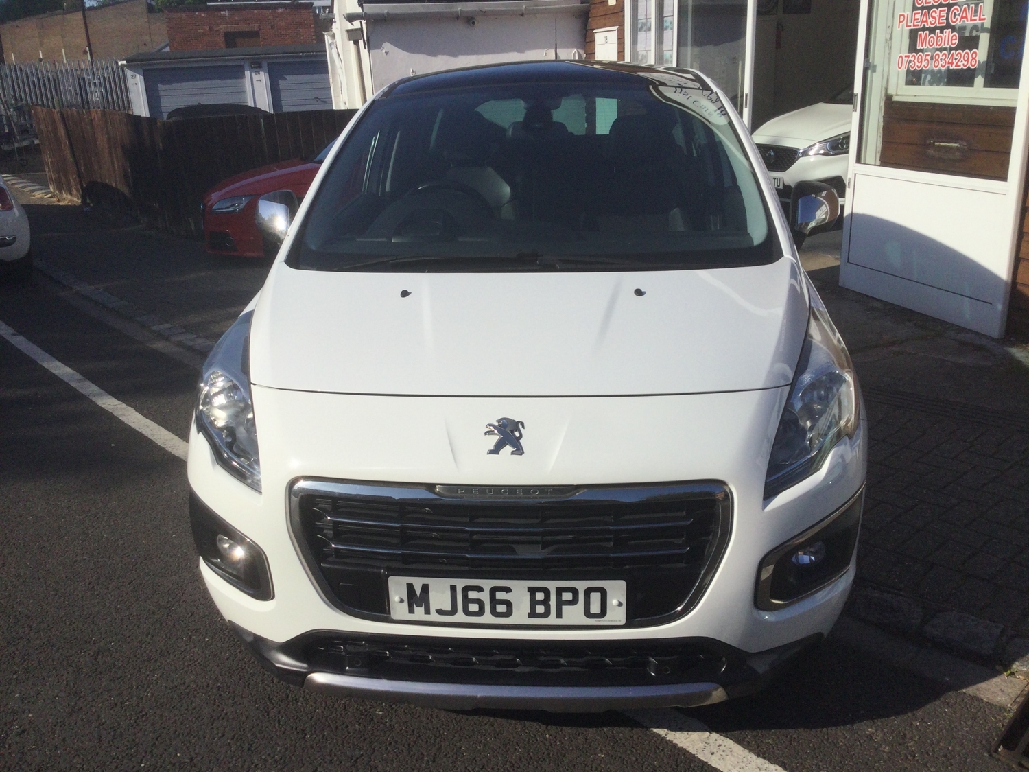 [ berth ]Peugeot 3008
