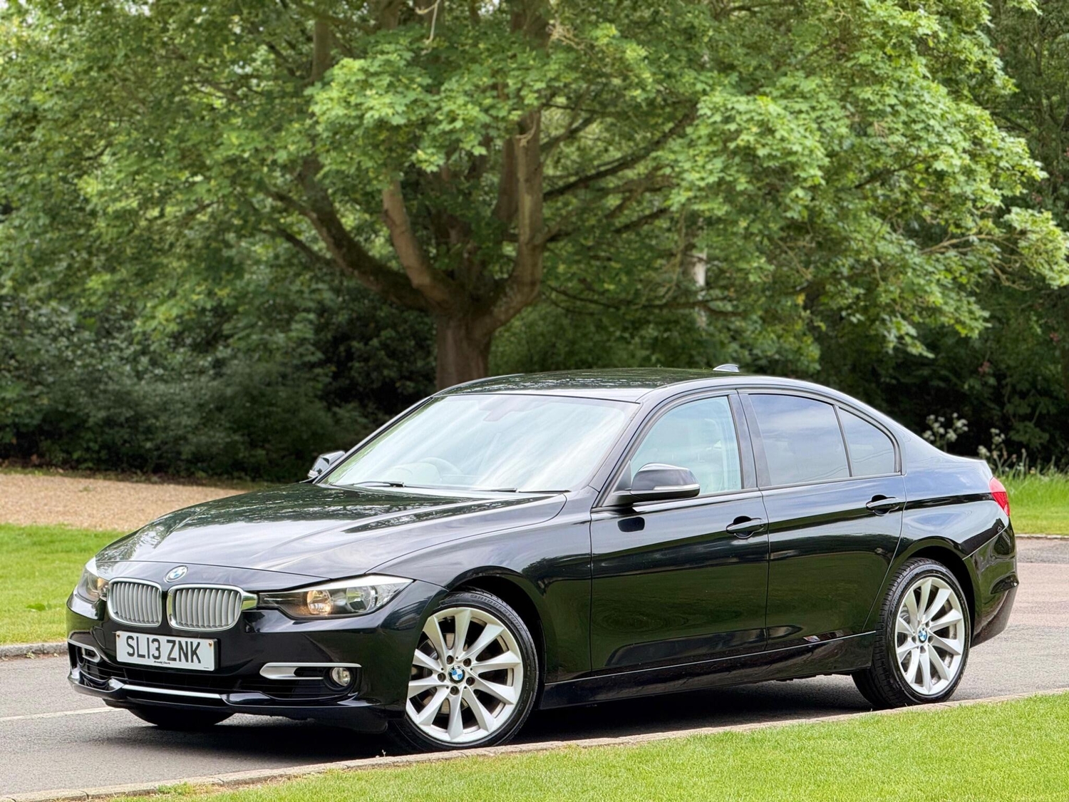 BMW 3 Series 2013 - Cars in Bedford