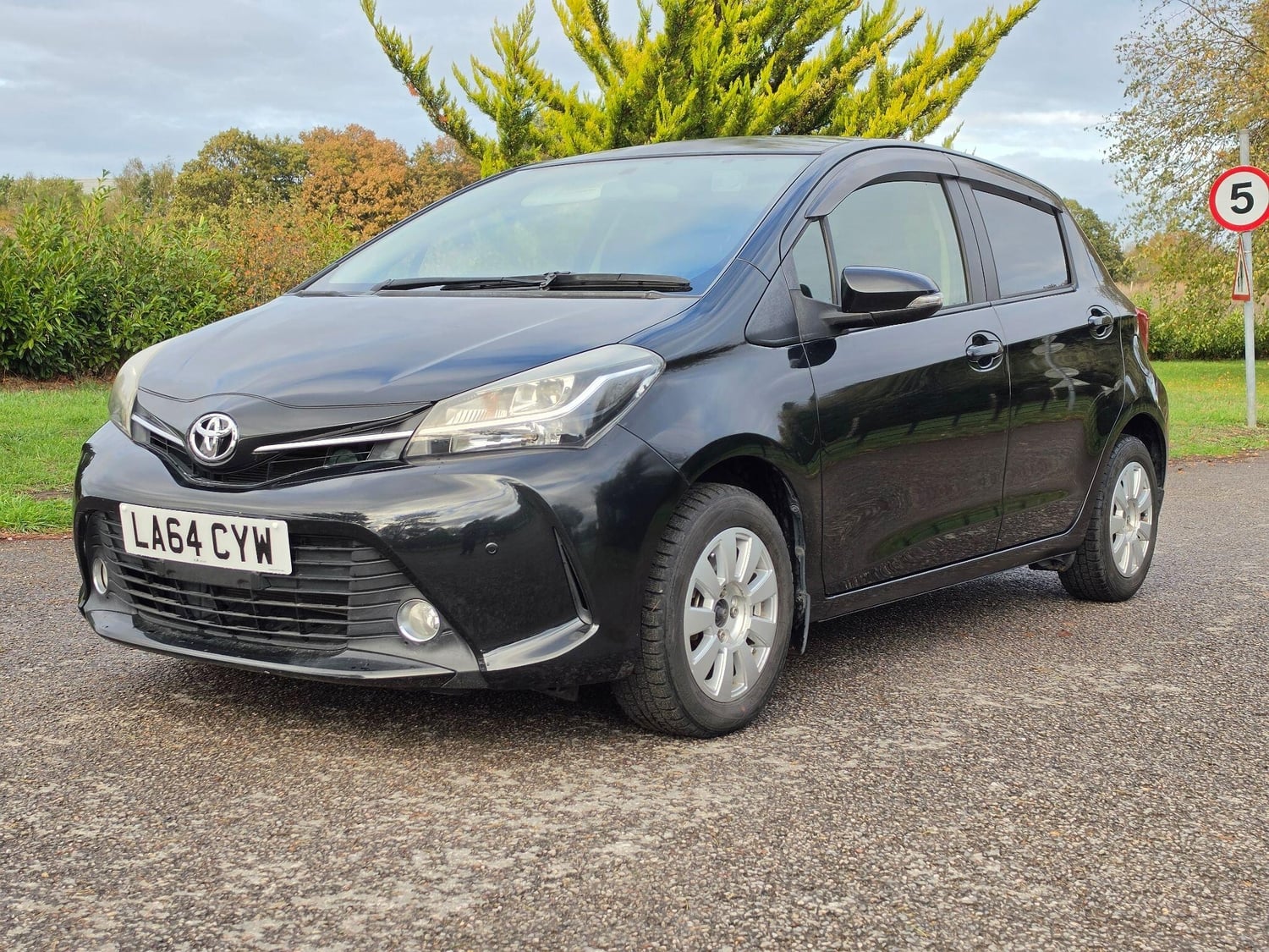 Toyota Yaris Ashford