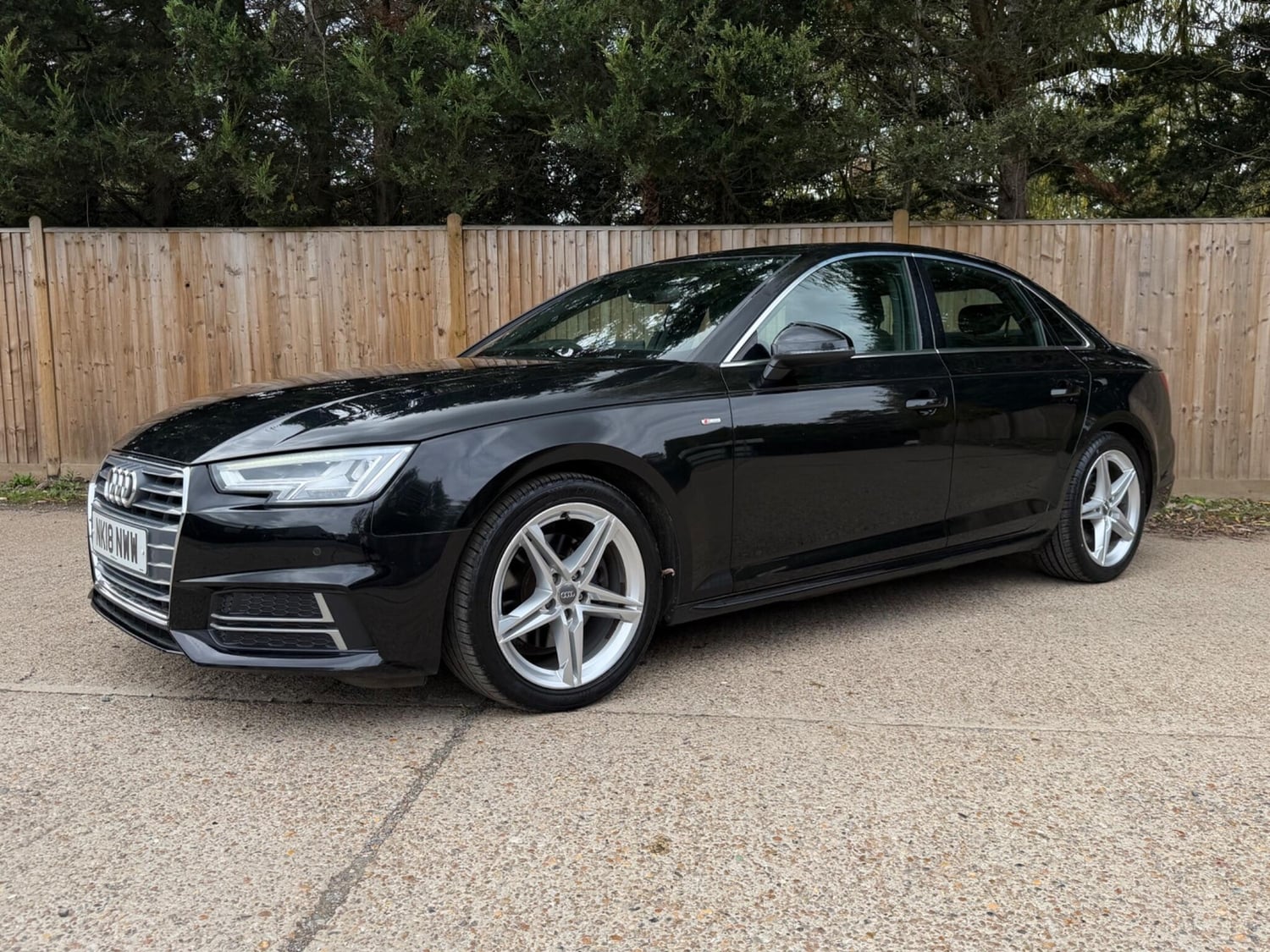 Audi A4 2018 - Cars in Tonbridge