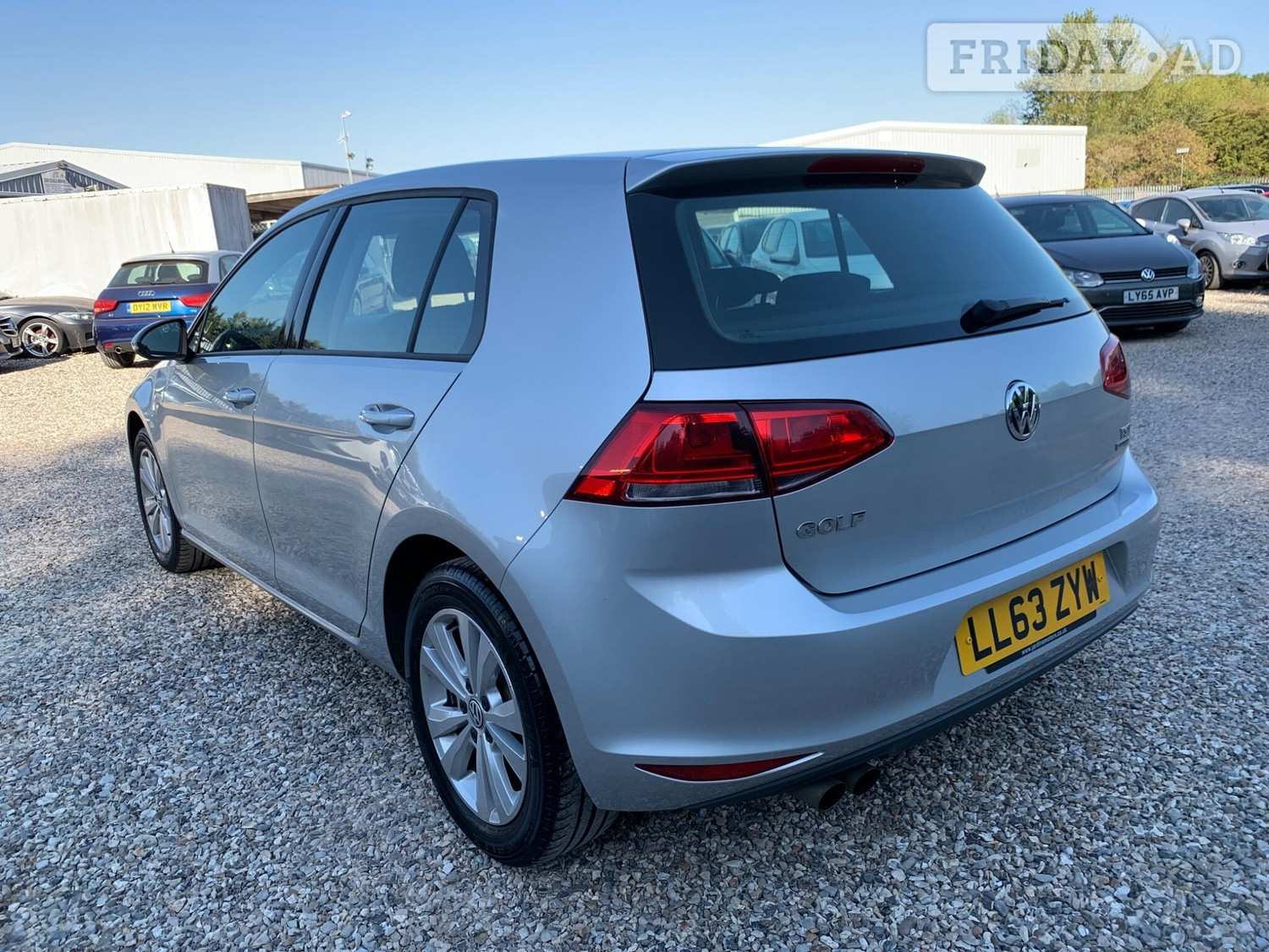 Volkswagen Golf 2014 - Cars