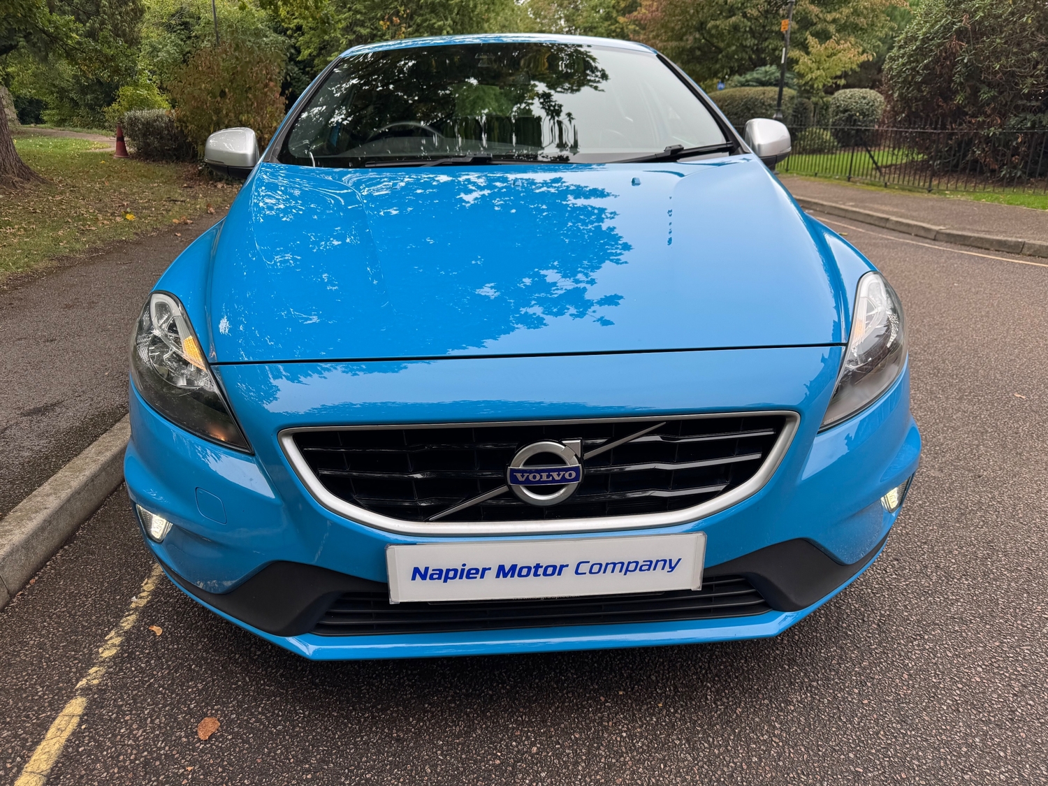 Volvo V40 Horsham