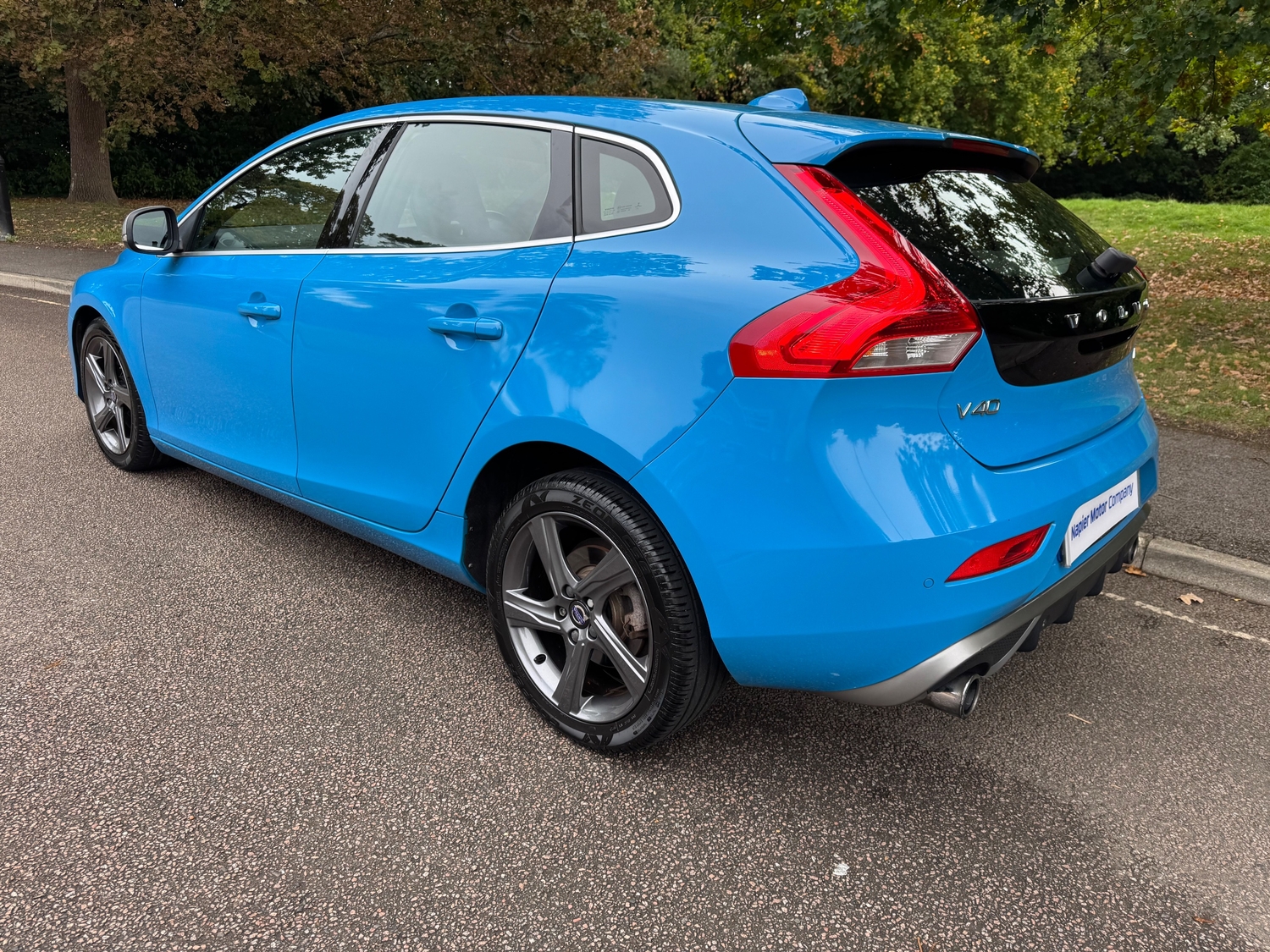Volvo V40 2015 - Cars