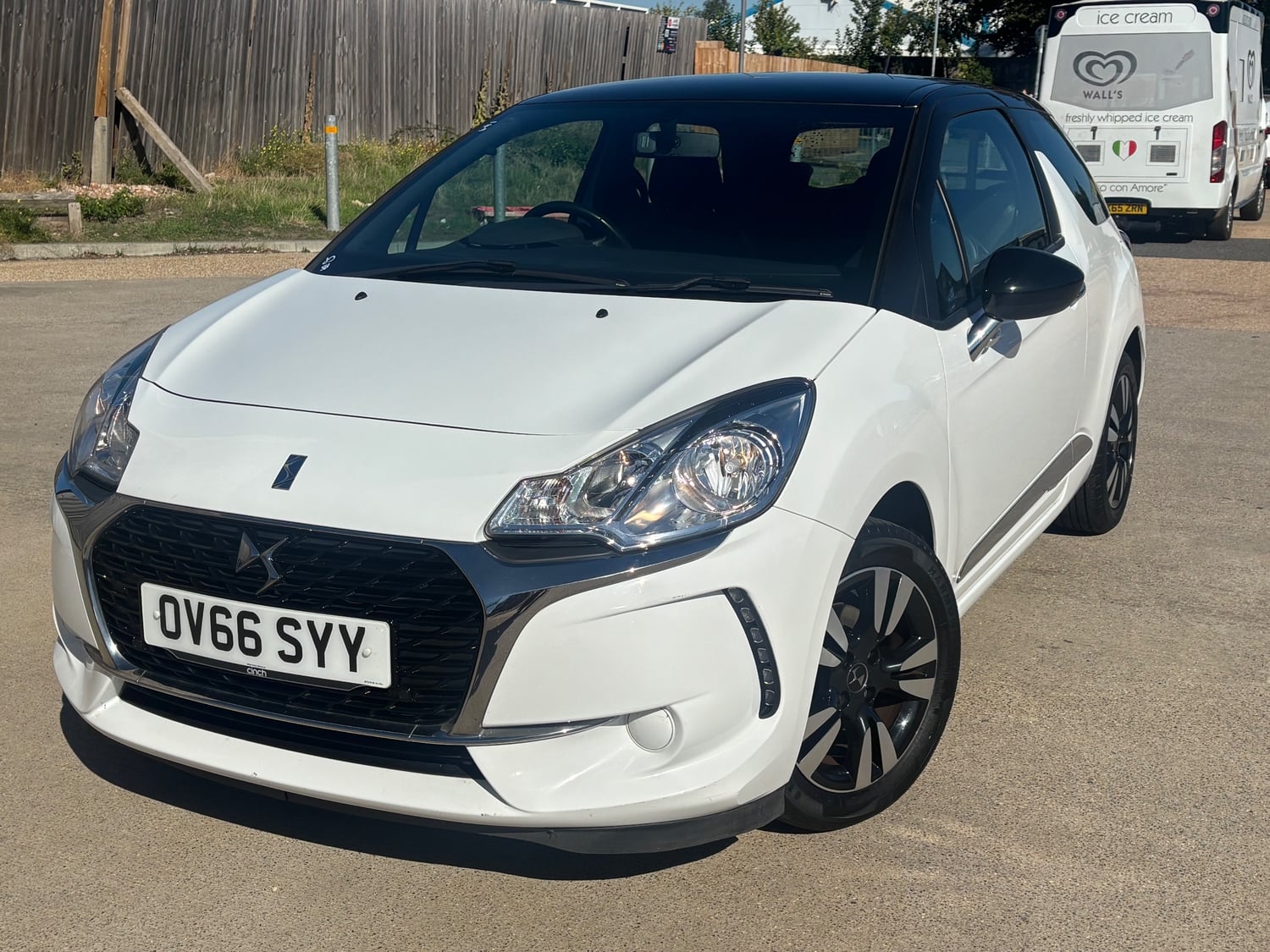 DS DS 3 2016 - Cars in Portsmouth