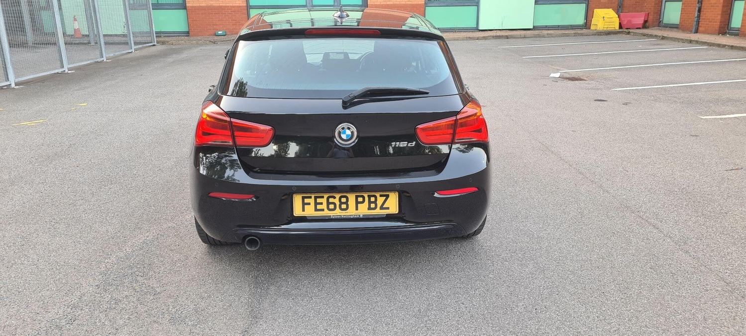 BMW 1 Series 2018 - Cars