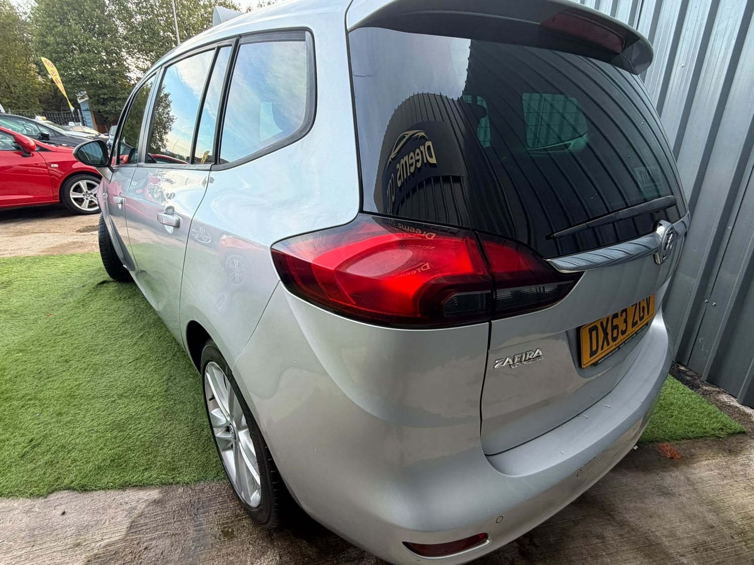 [ berth ]Vauxhall Zafira Tourer