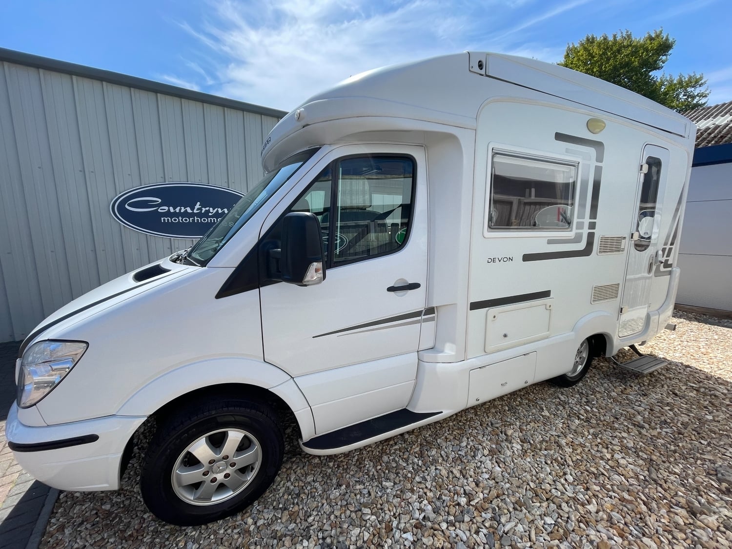 [ berth ]Auto-Sleepers Devon