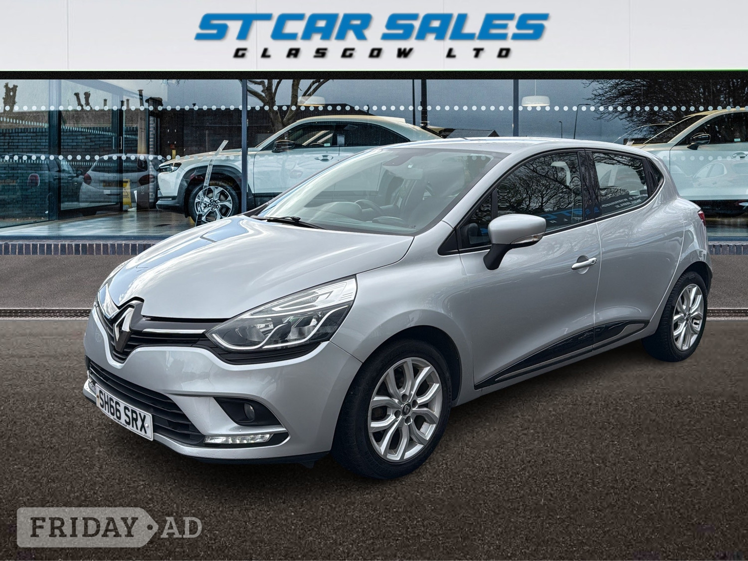 [ berth ]Renault Clio