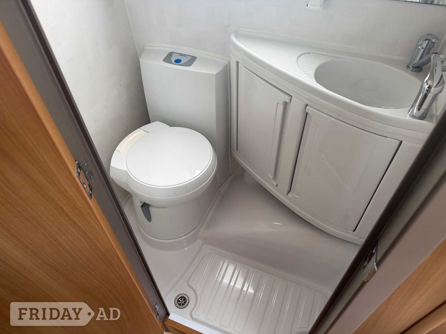 Swift Escape 622 2010 - Motorhomes & Caravans