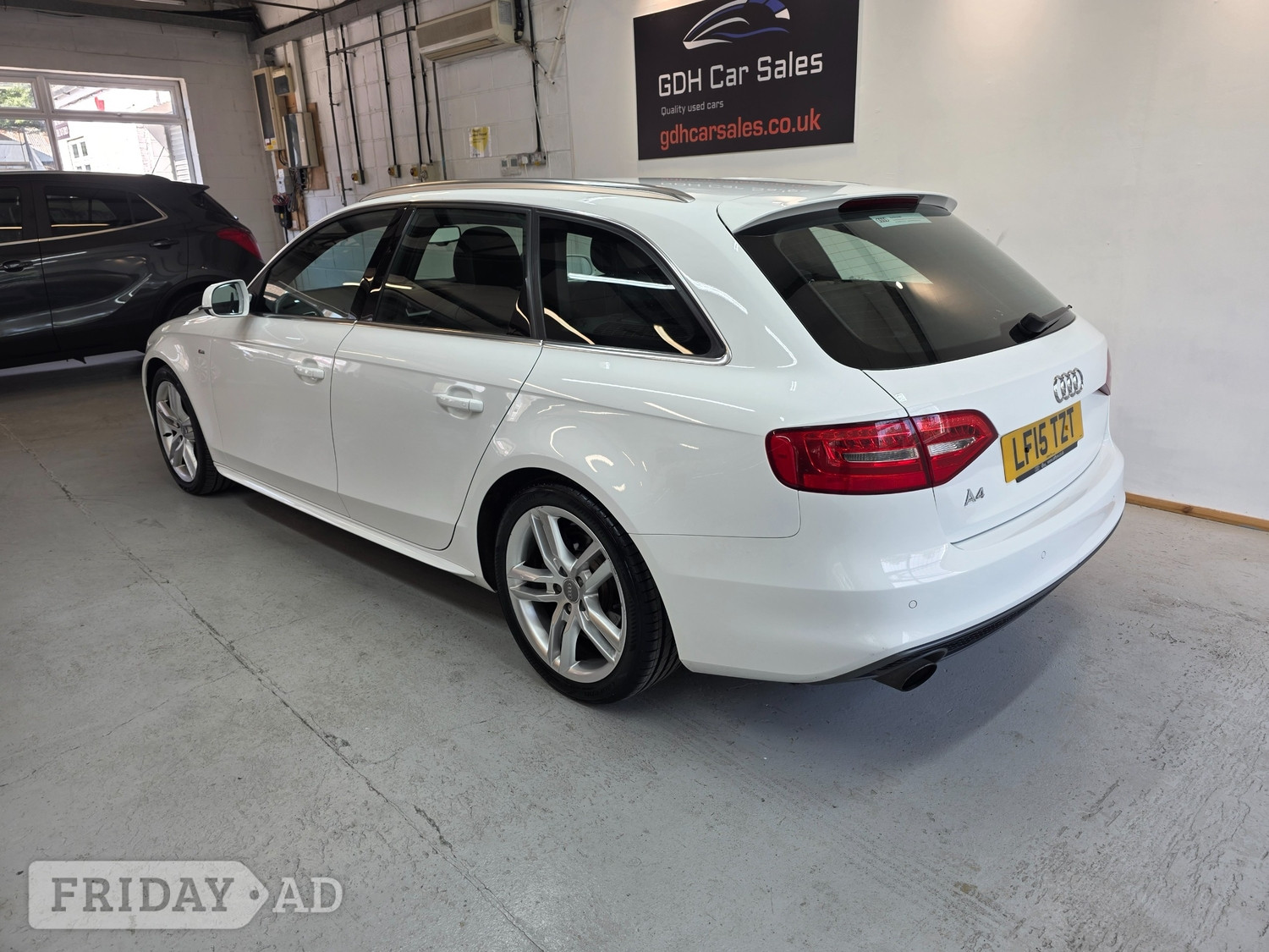 [ berth ]Audi A4 Avant