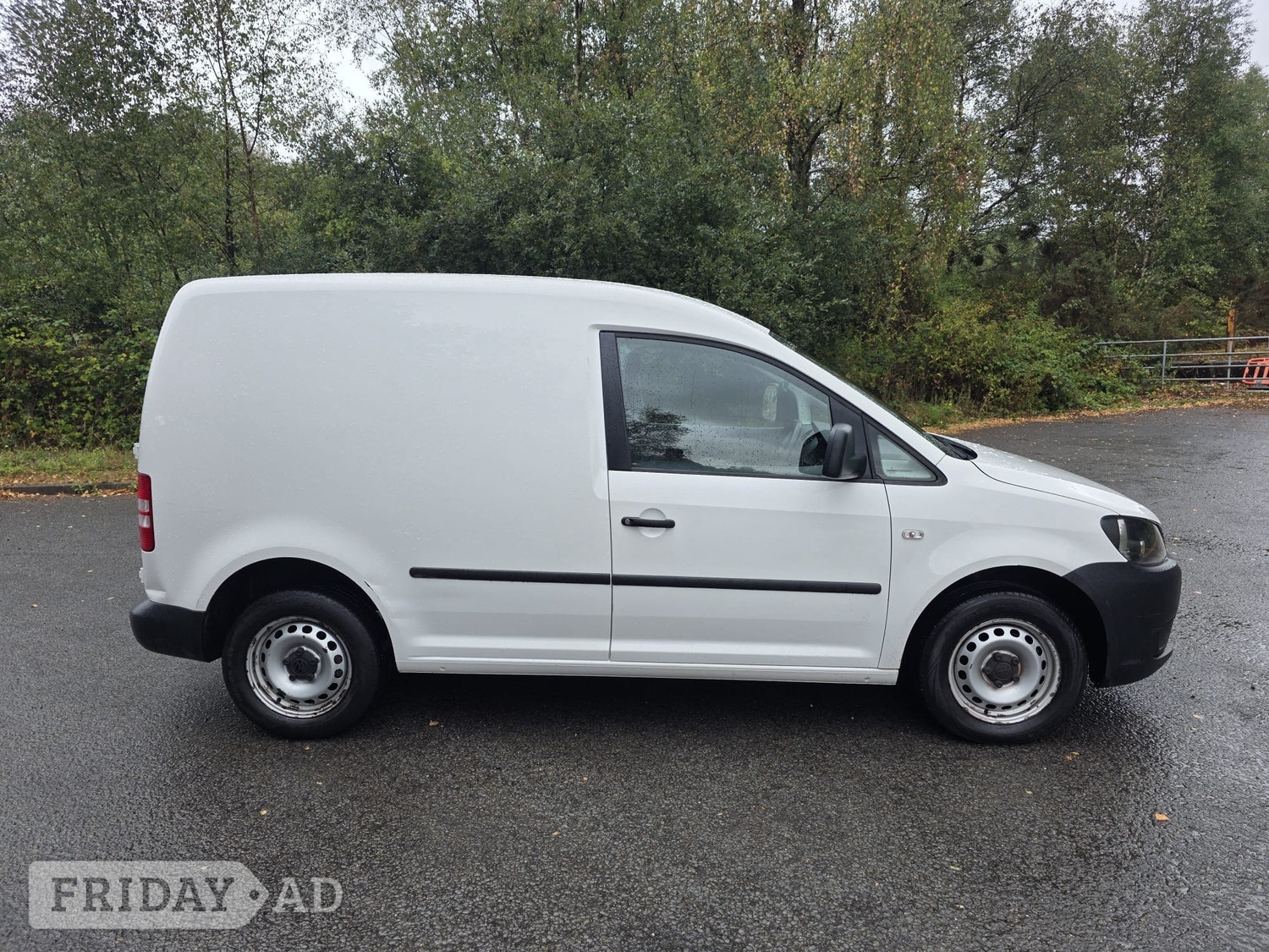 Volkswagen Caddy 2014 - Vans & Commercial Vehicles