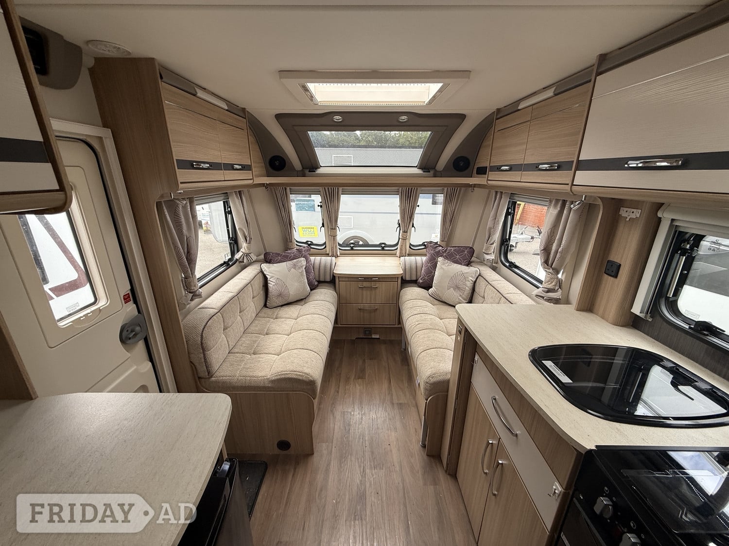 [4 berth ]Coachman Pastiche 575