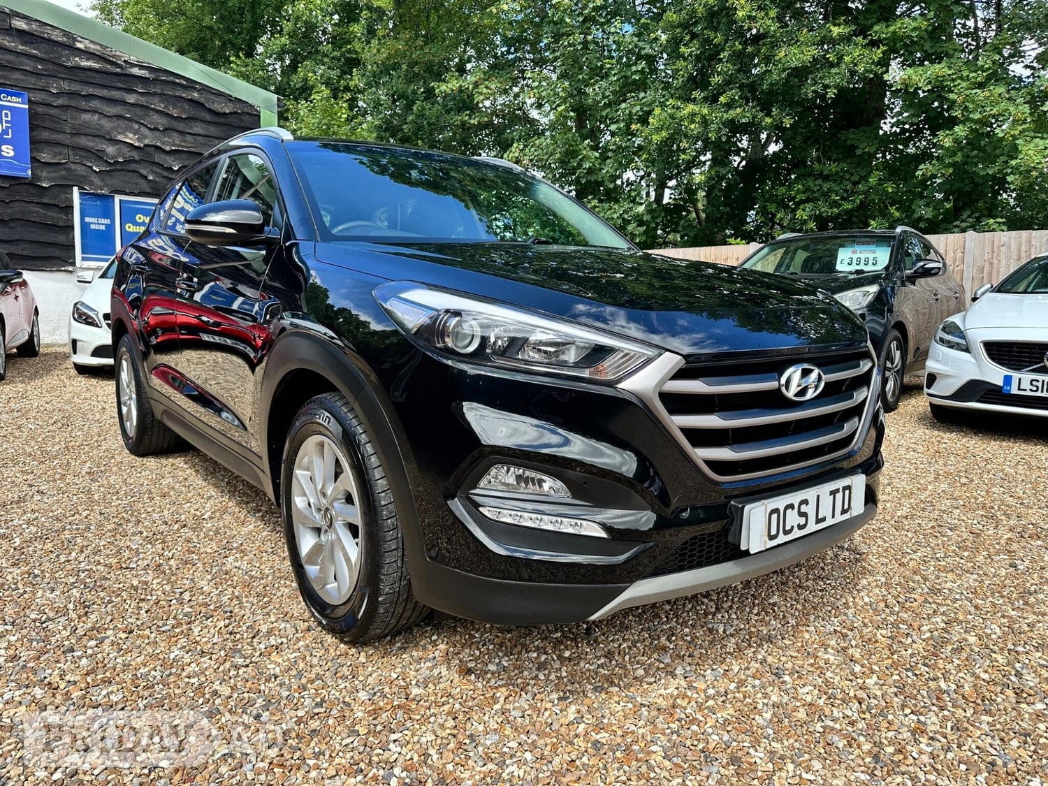 Hyundai Tucson Hook