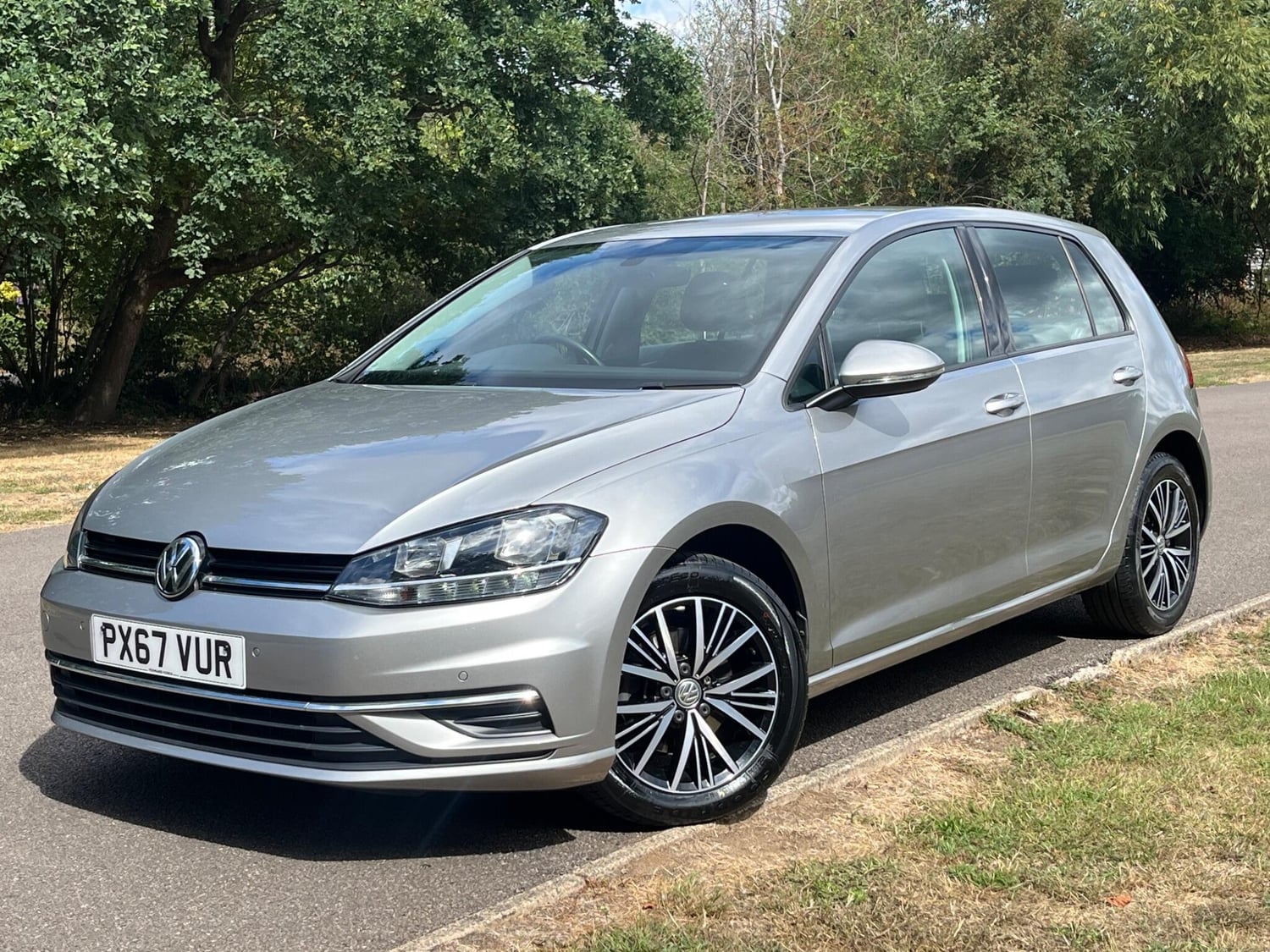 [ berth ]Volkswagen Golf