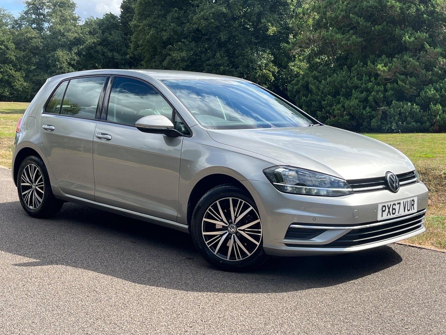 Volkswagen Golf 2017 - Cars