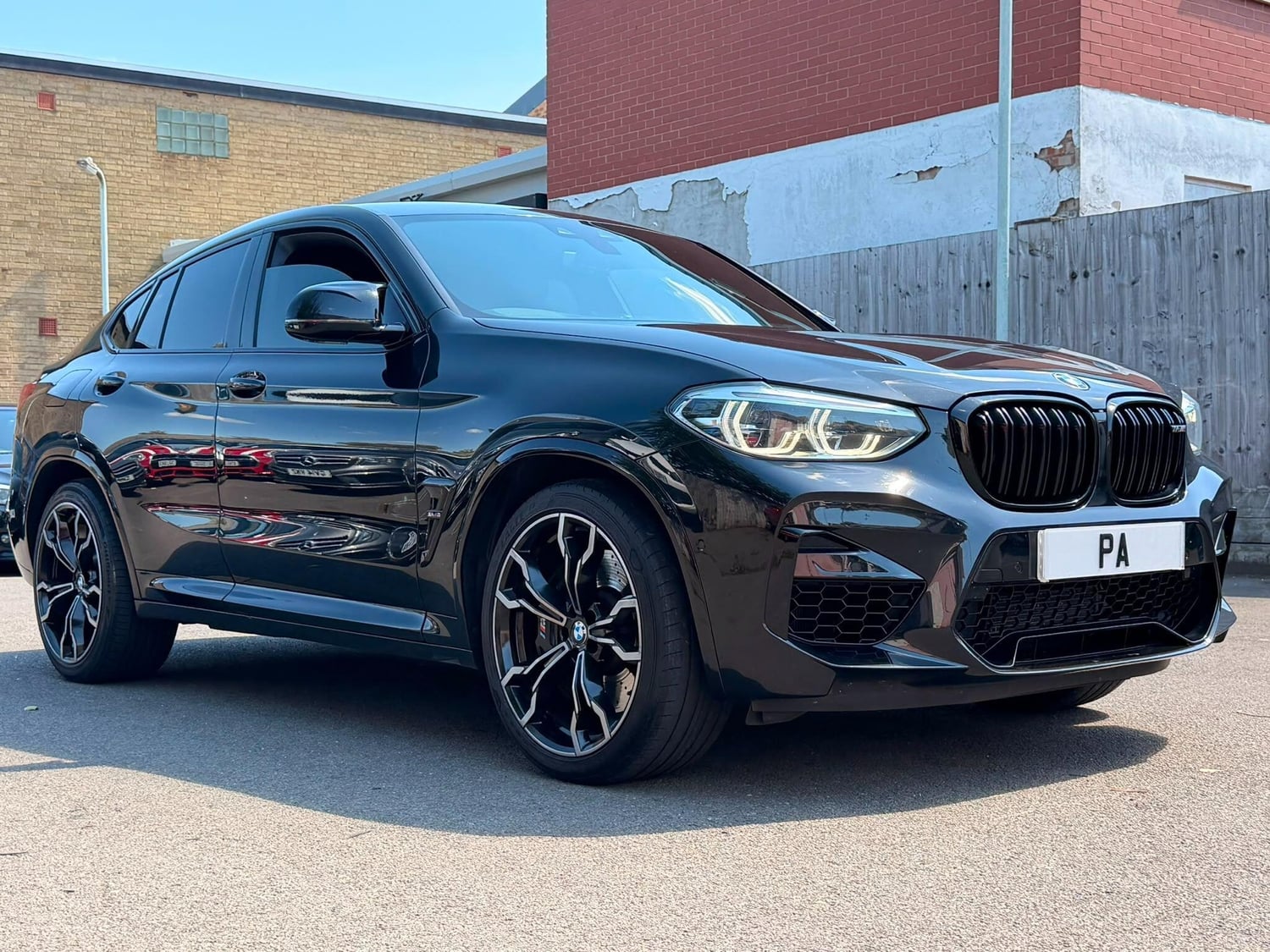 [ berth ]BMW X4 M