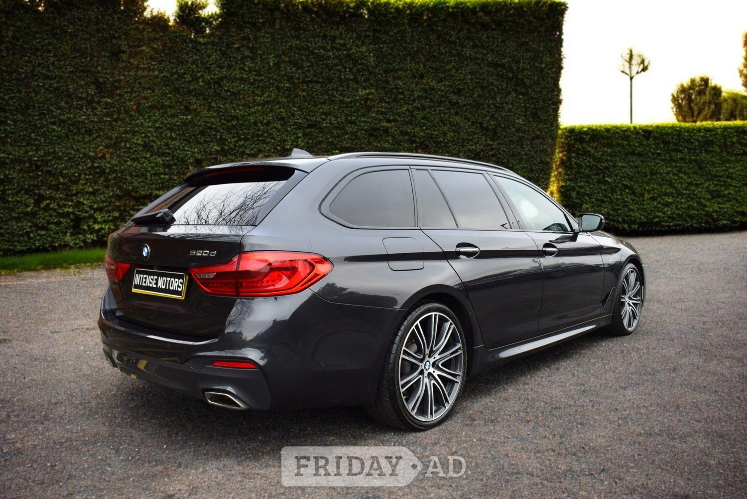 [ berth ]BMW 5 Series