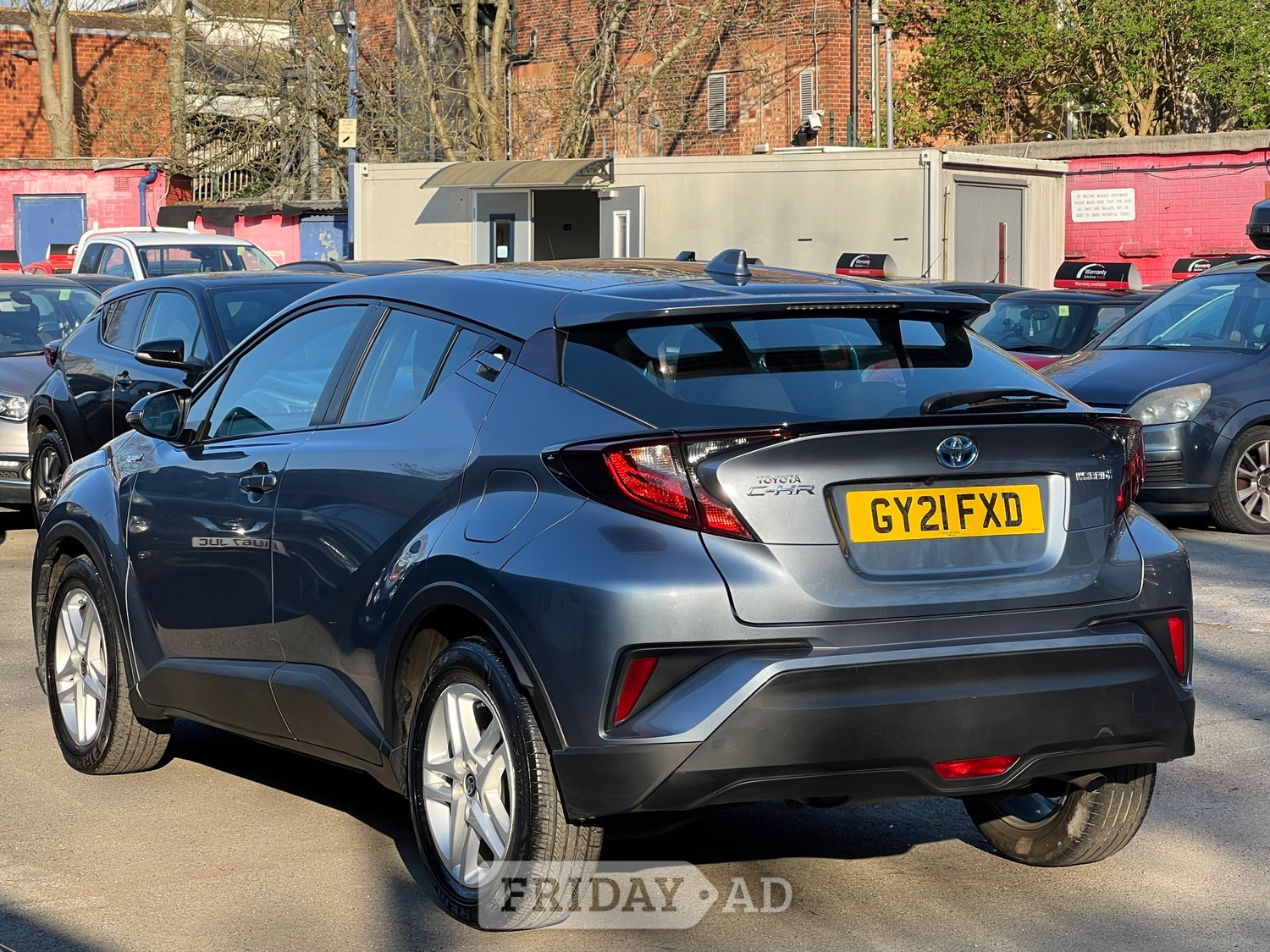 Toyota C-HR 2021 - Cars